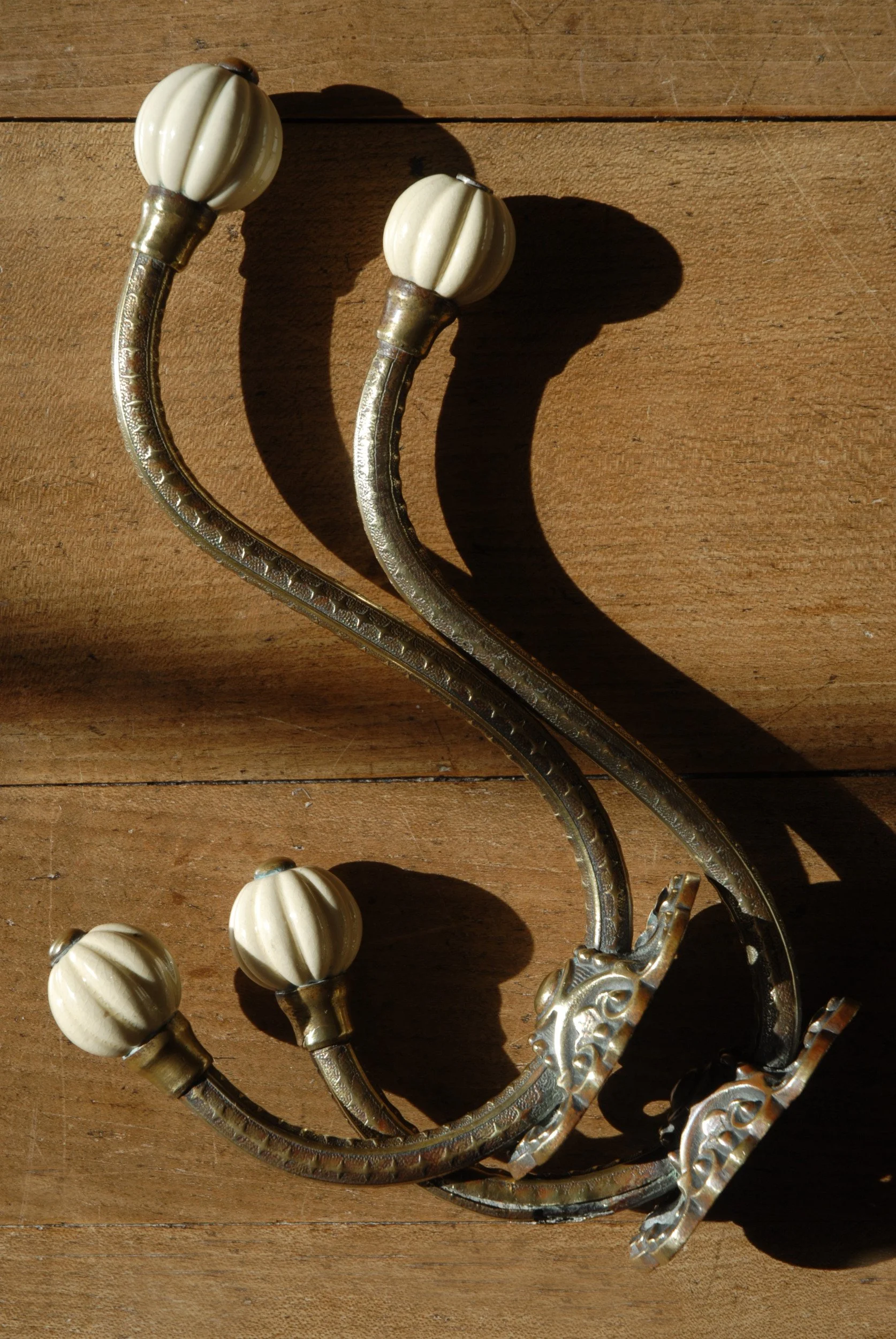 SIZED 1611 Brass Hooks Waterandwooduk.JPG