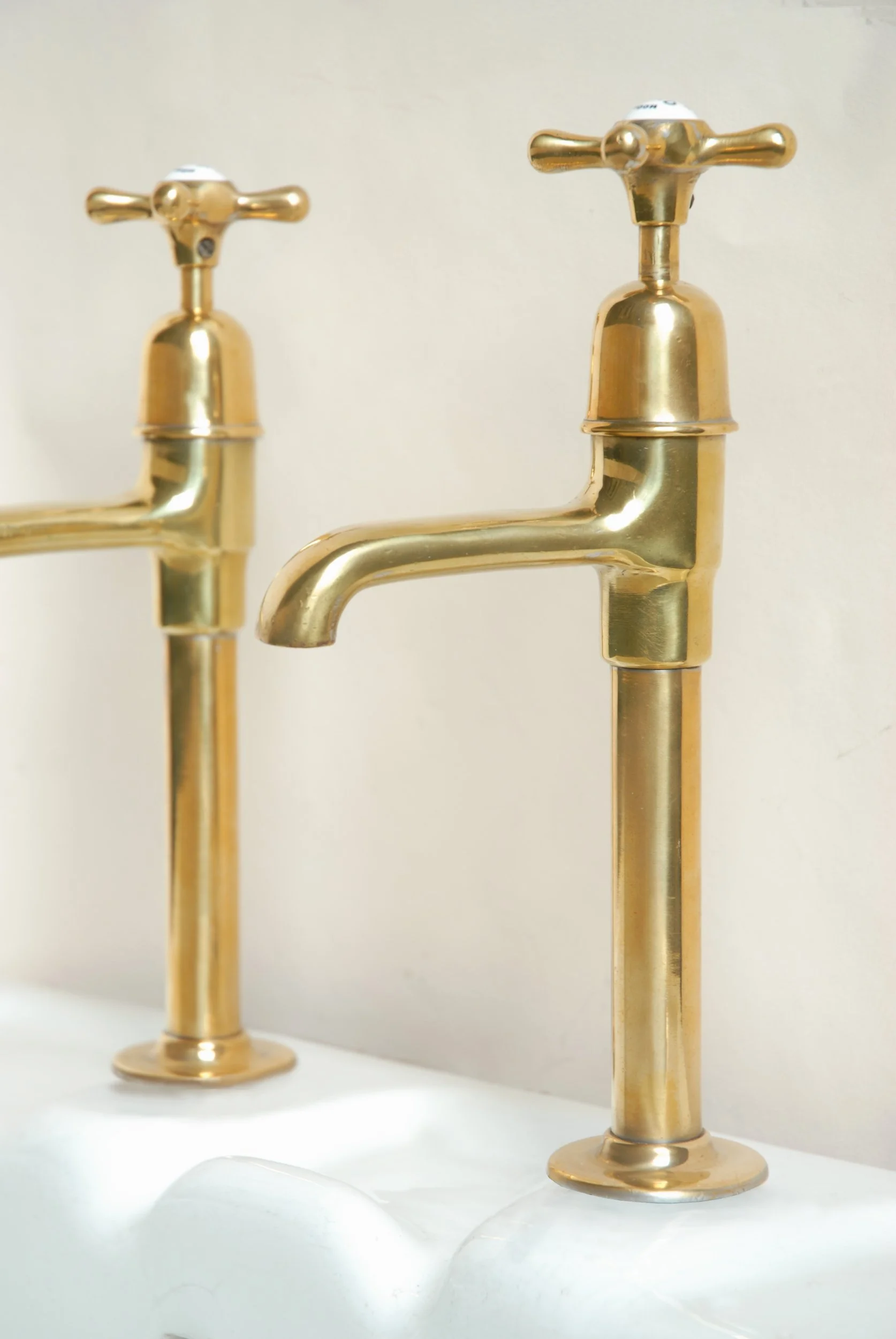 SIZED 1500 Vintage Brass Sink Taps Waterandwooduk.JPG