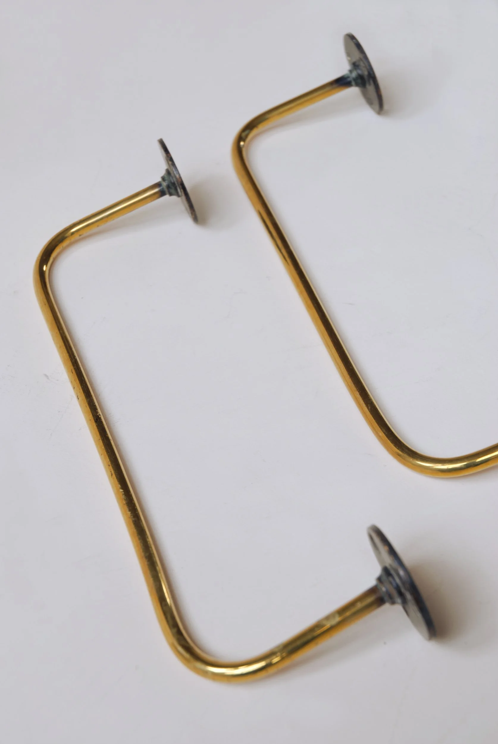 SIZED 1518 Brass Towel Bar.JPG