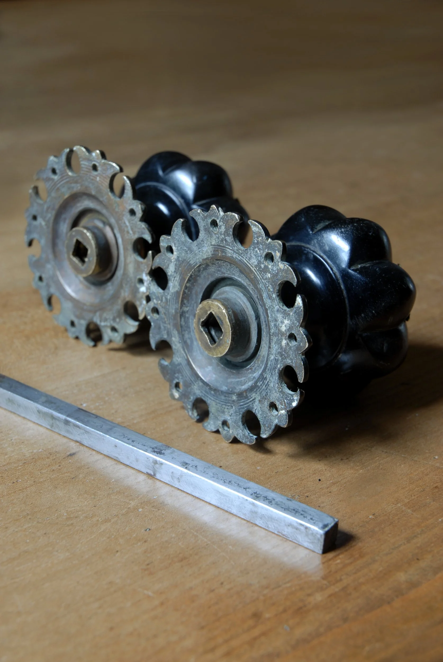 SIZED 1568 Victorian Door Handle Pull.JPG