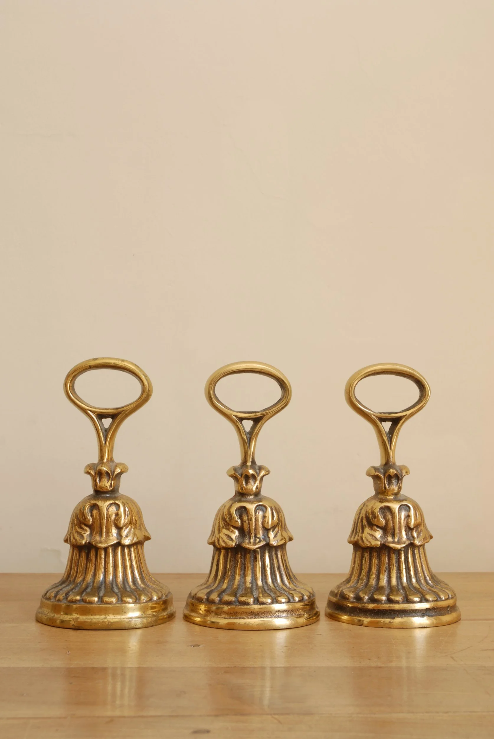 SIZED 1581 Brass Antique Door Stop.JPG