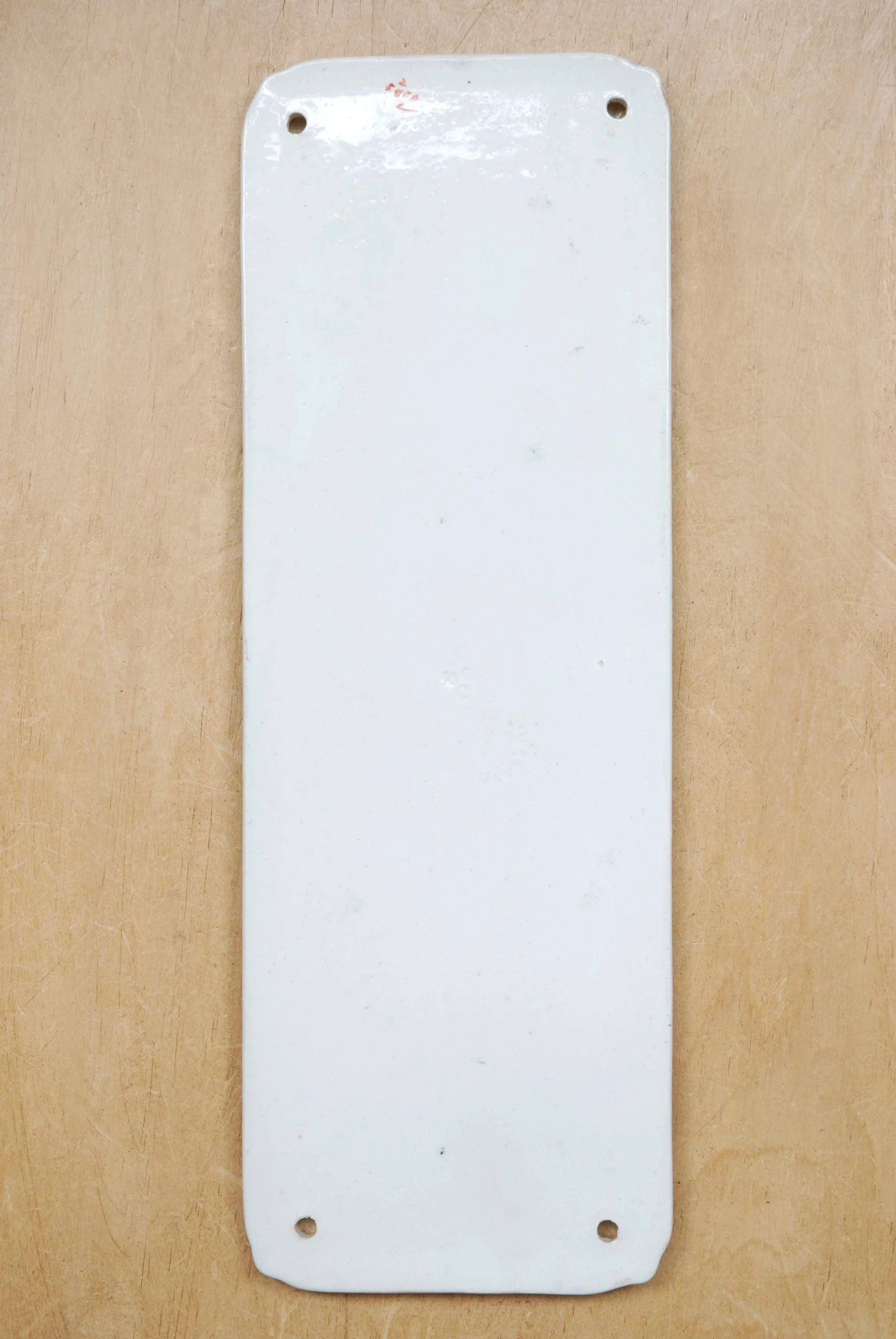 SIZED 1464 Ceramic Finger Plate.JPG