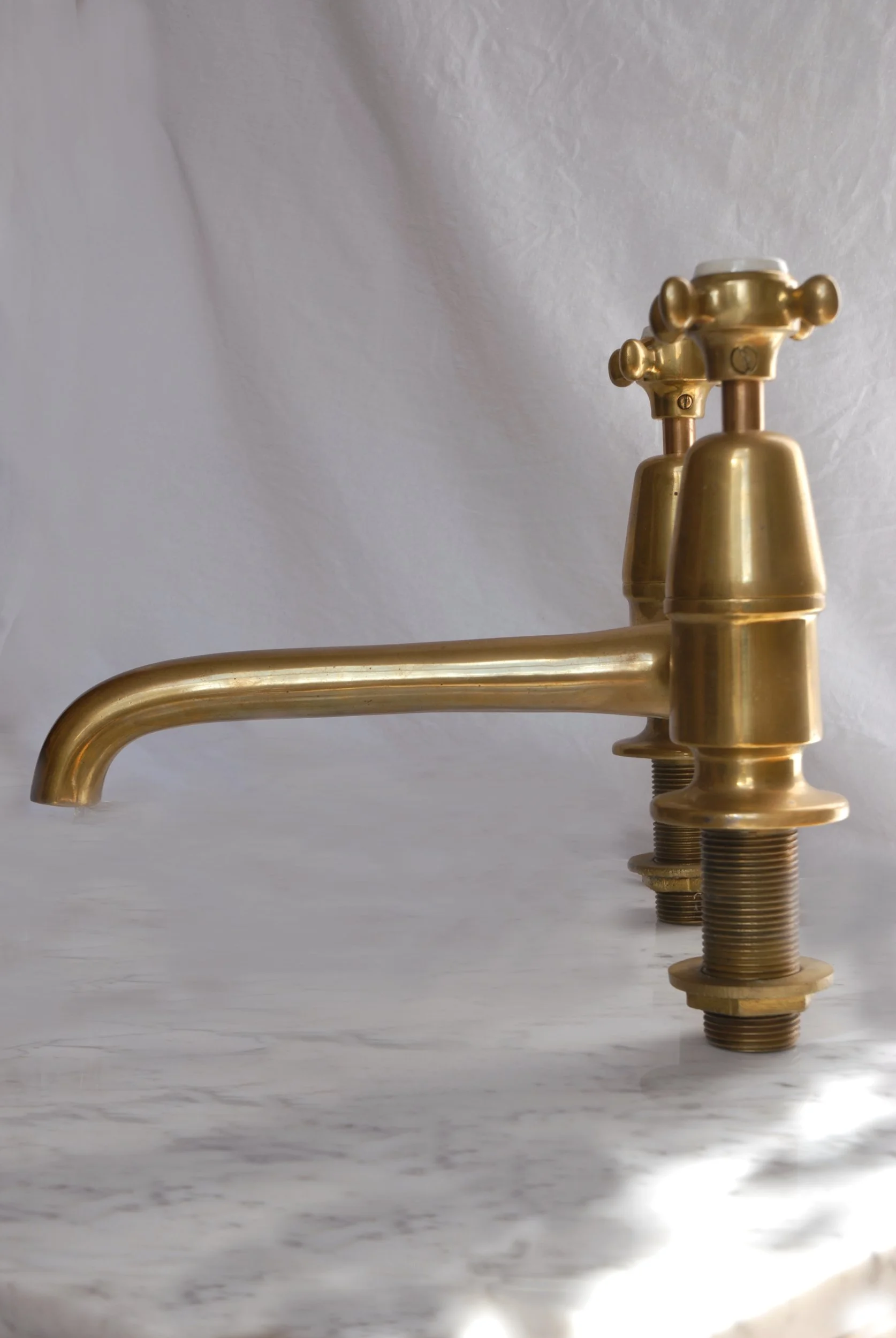 SIZED 1613 Large Brass Mixer Taps Antique.JPG