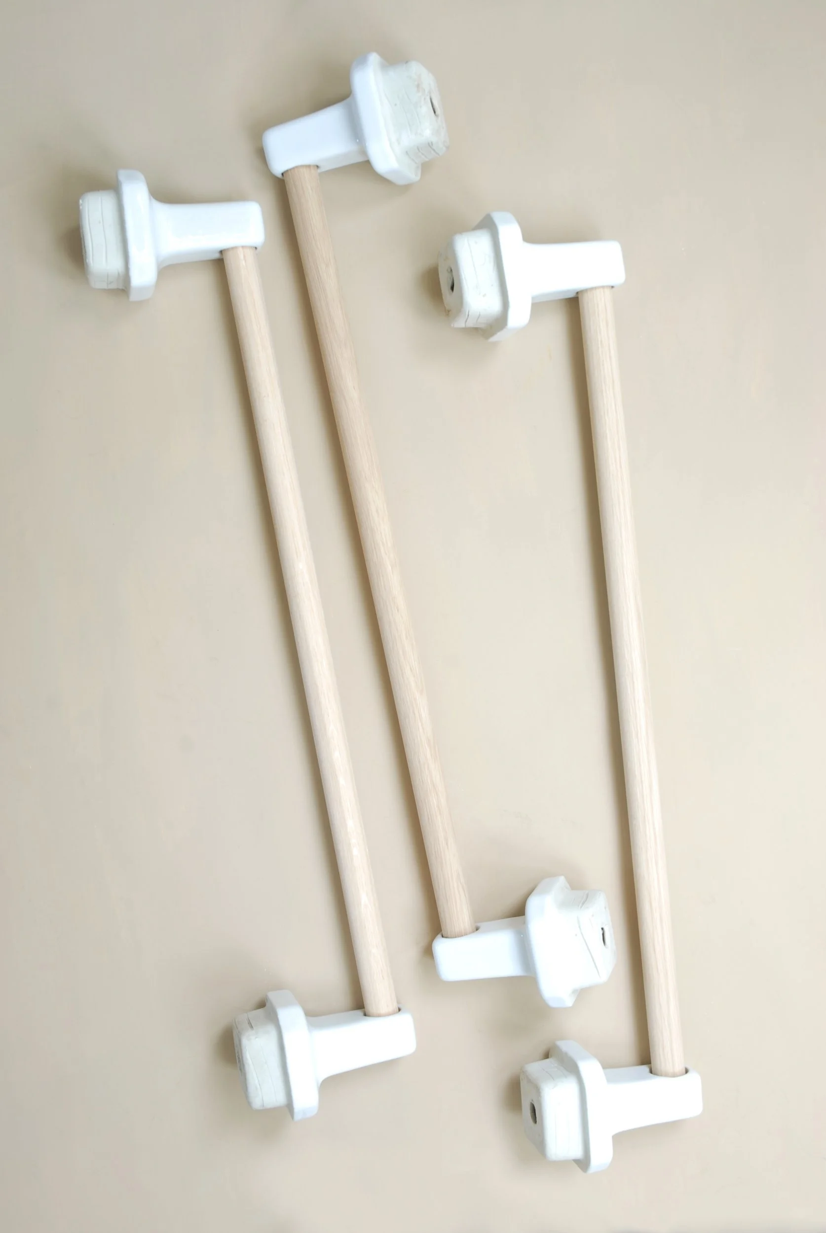 SIZED 1286 Ceramic Vintage Hand Towel Rail.JPG