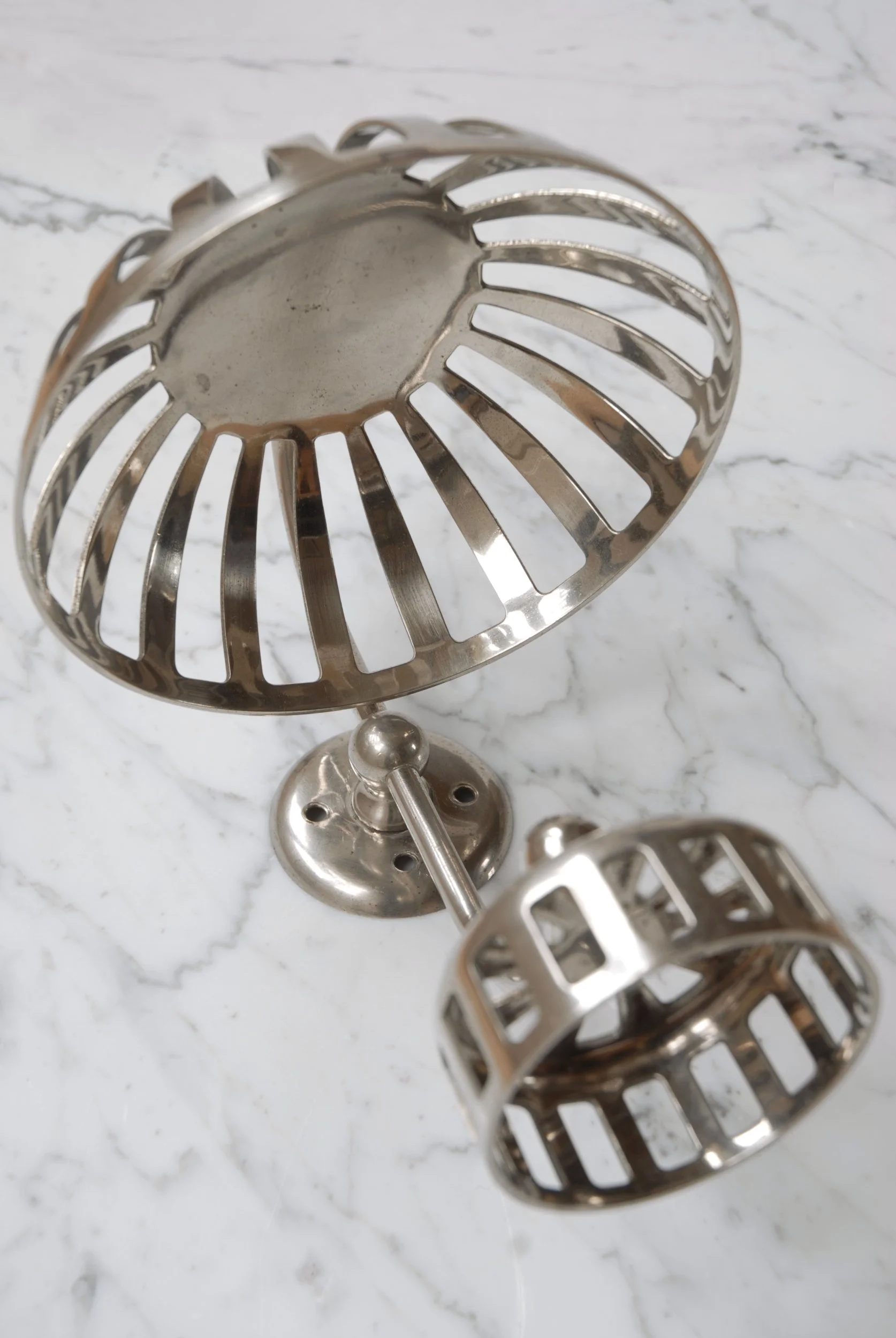 SIZED 1359 Nickel Sponge Basket Waterandwooduk.JPG