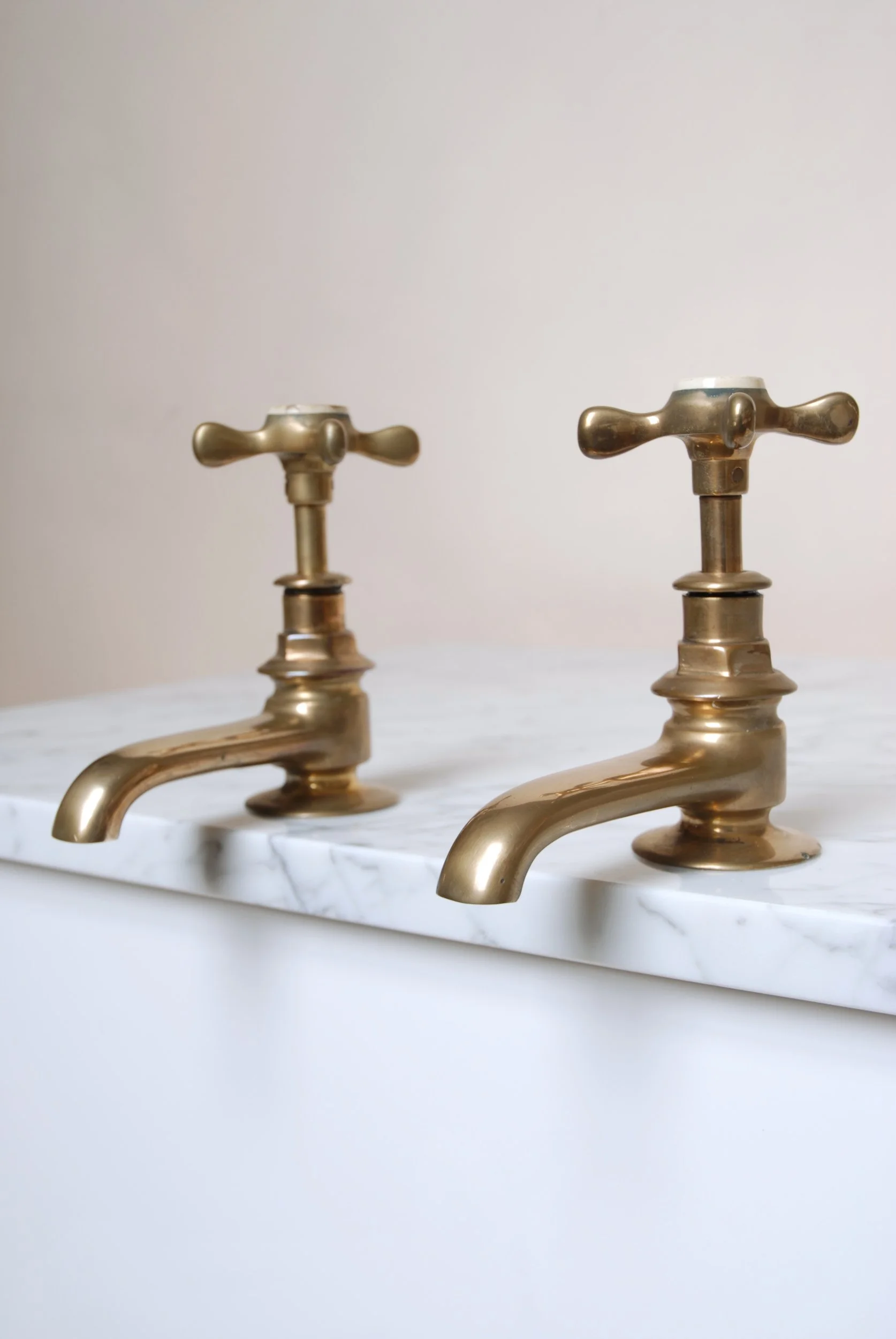 SIZED 1320 Brass Taps.JPG