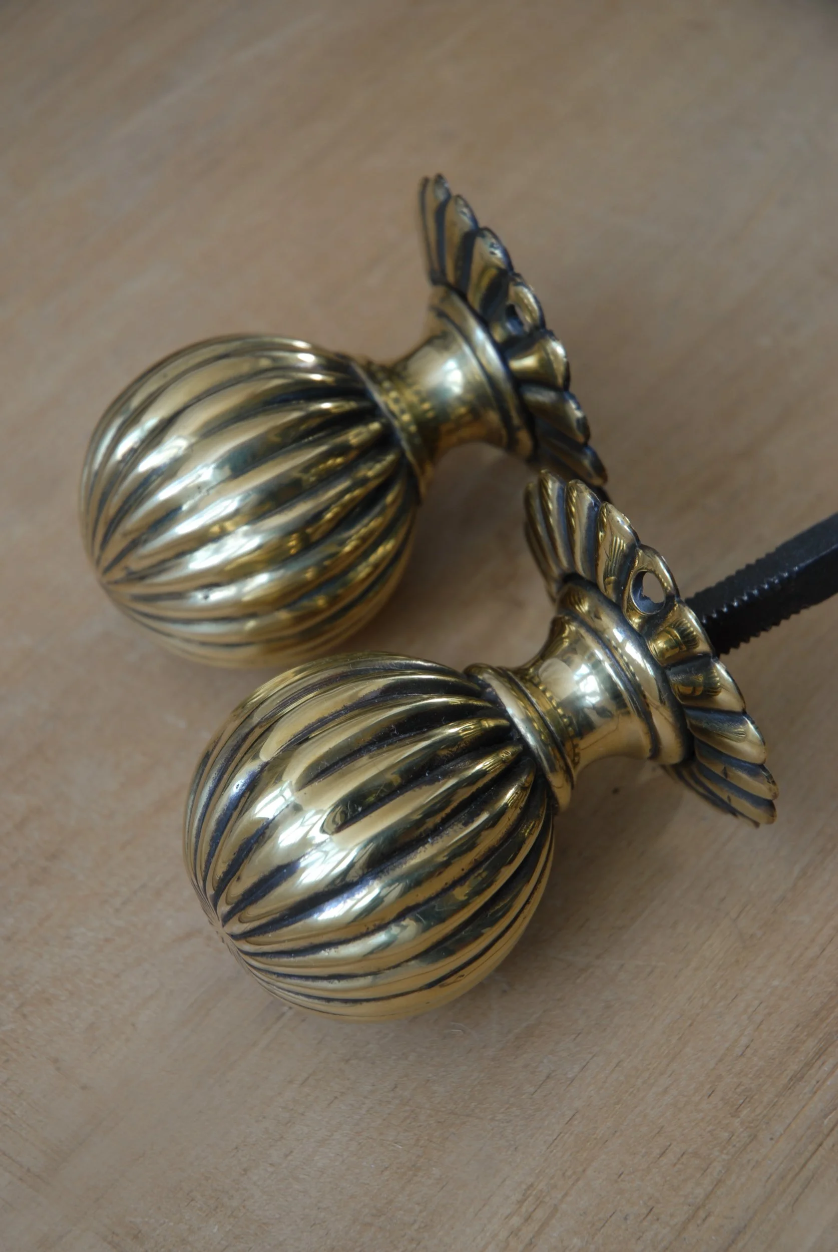 SIZED 1529 Vintage Brass Handles.JPG