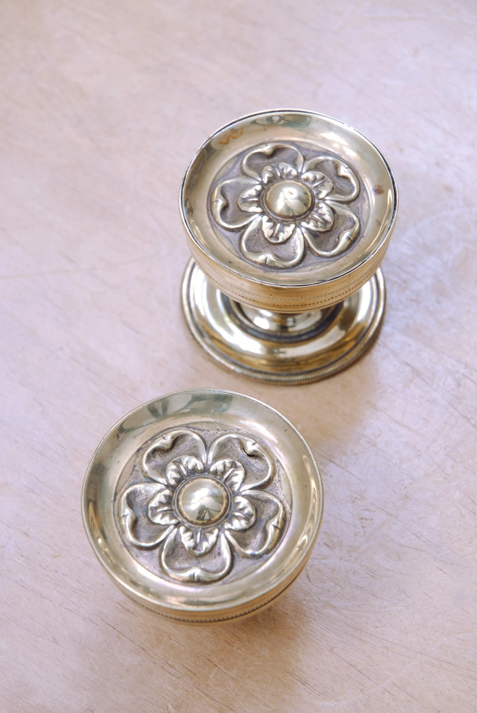 SIZED 1279 Regency Handles.JPG