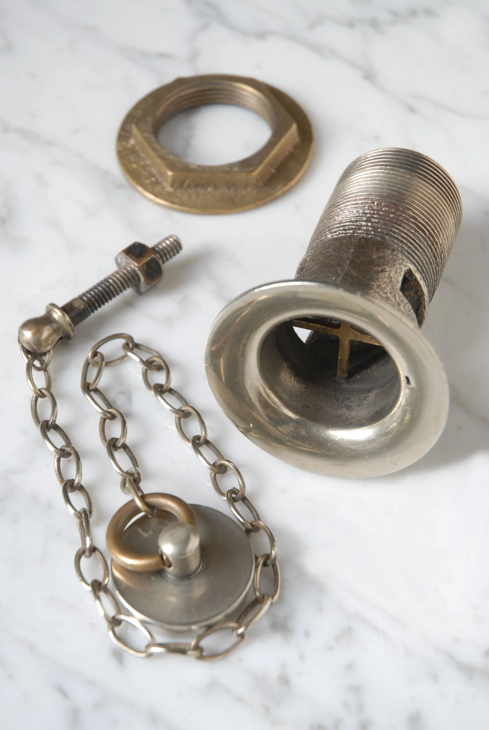 SIZED 1510 Sink Waste Drain Antique Plug.JPG