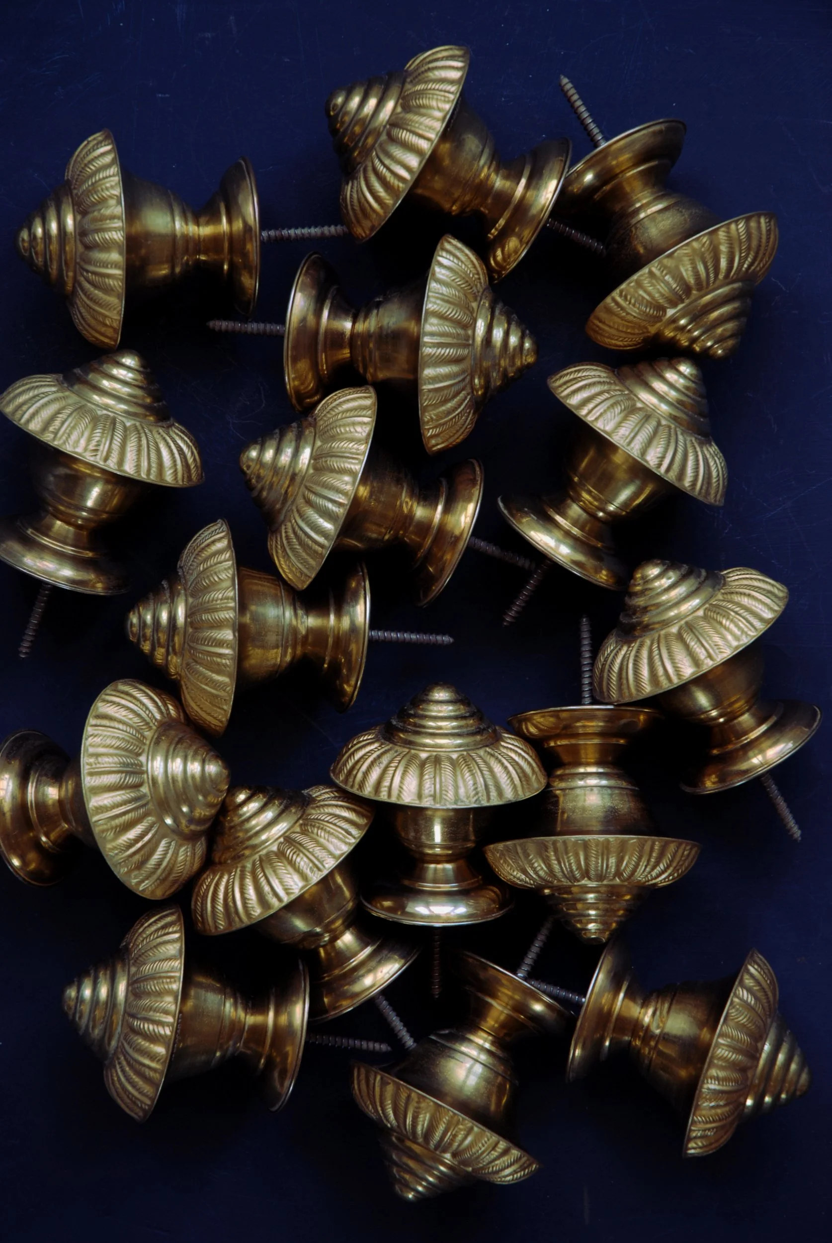 SIZED 1551 Brass Curtain Finials.JPG