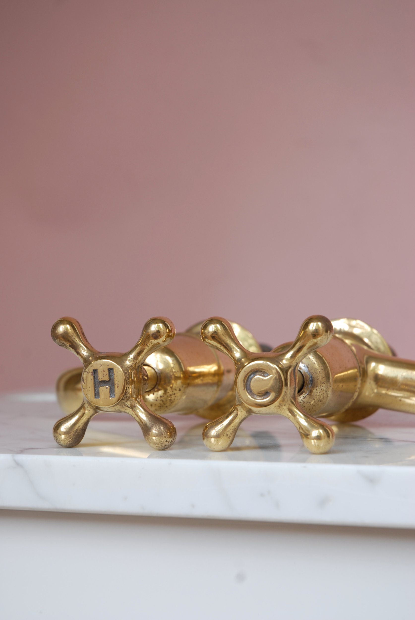 SIZED 1473 Brass Basin Taps.JPG