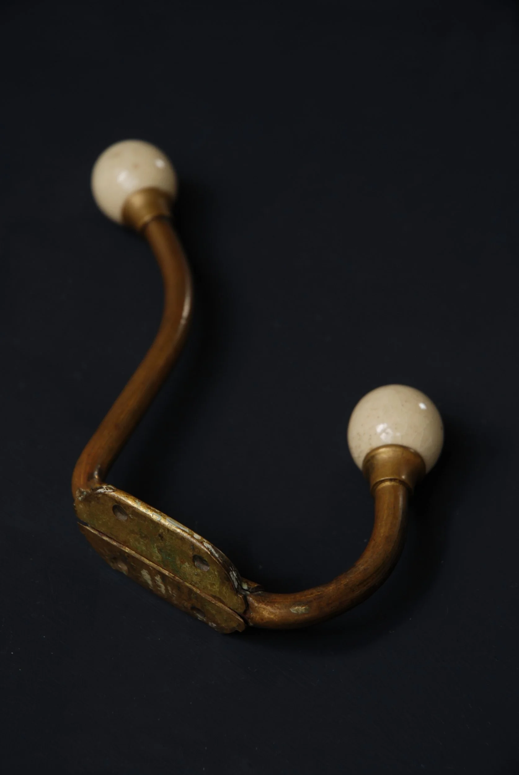 SIZED 1546 Brass Victorian Coat Hook.JPG