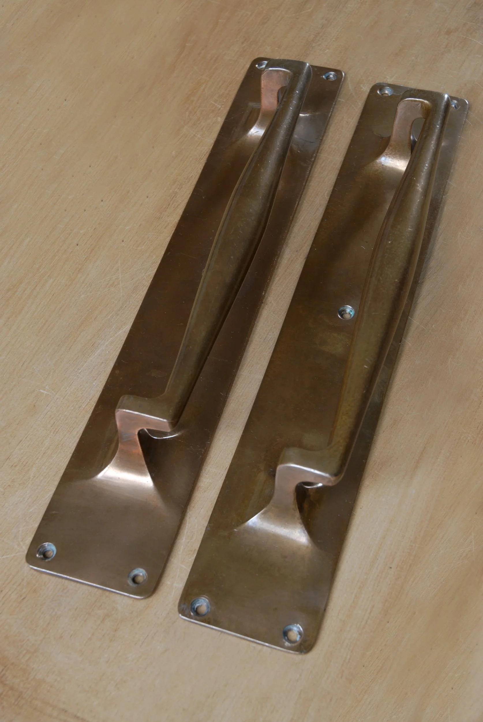 SIZED 1528 Victorian Pull Handles Brass.JPG