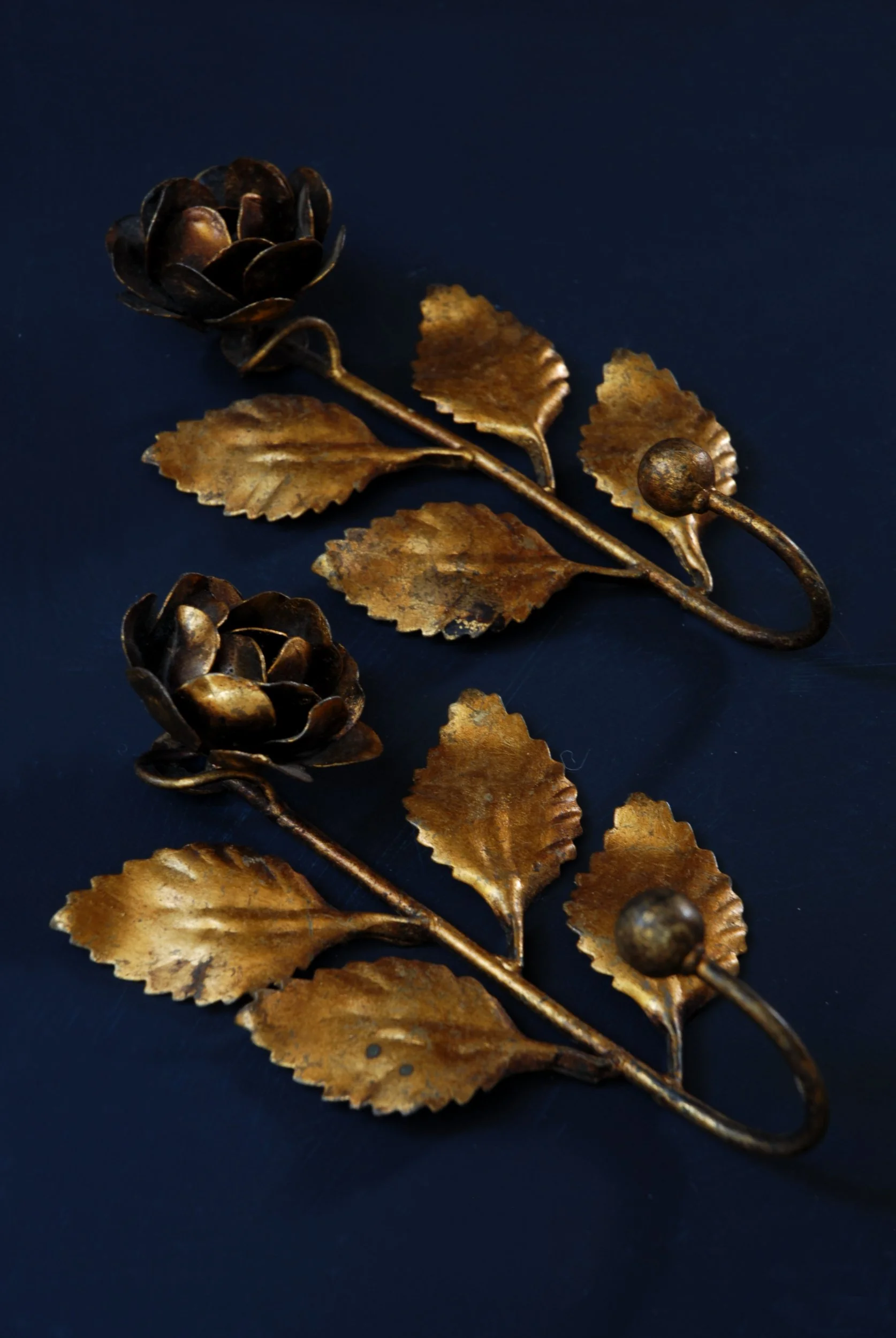 SIZED 1552 Italian Hooks Floral.JPG