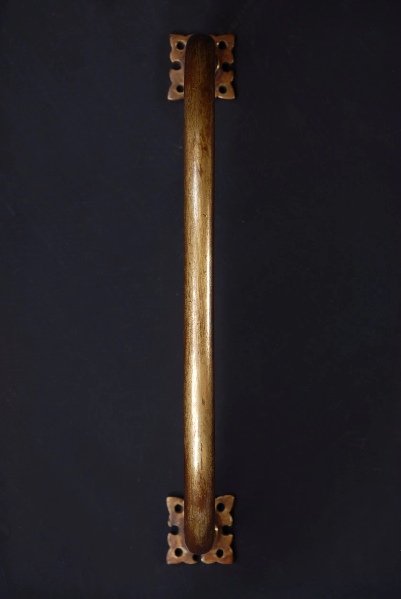 SIZED 1538 Antique Towel Bar.JPG