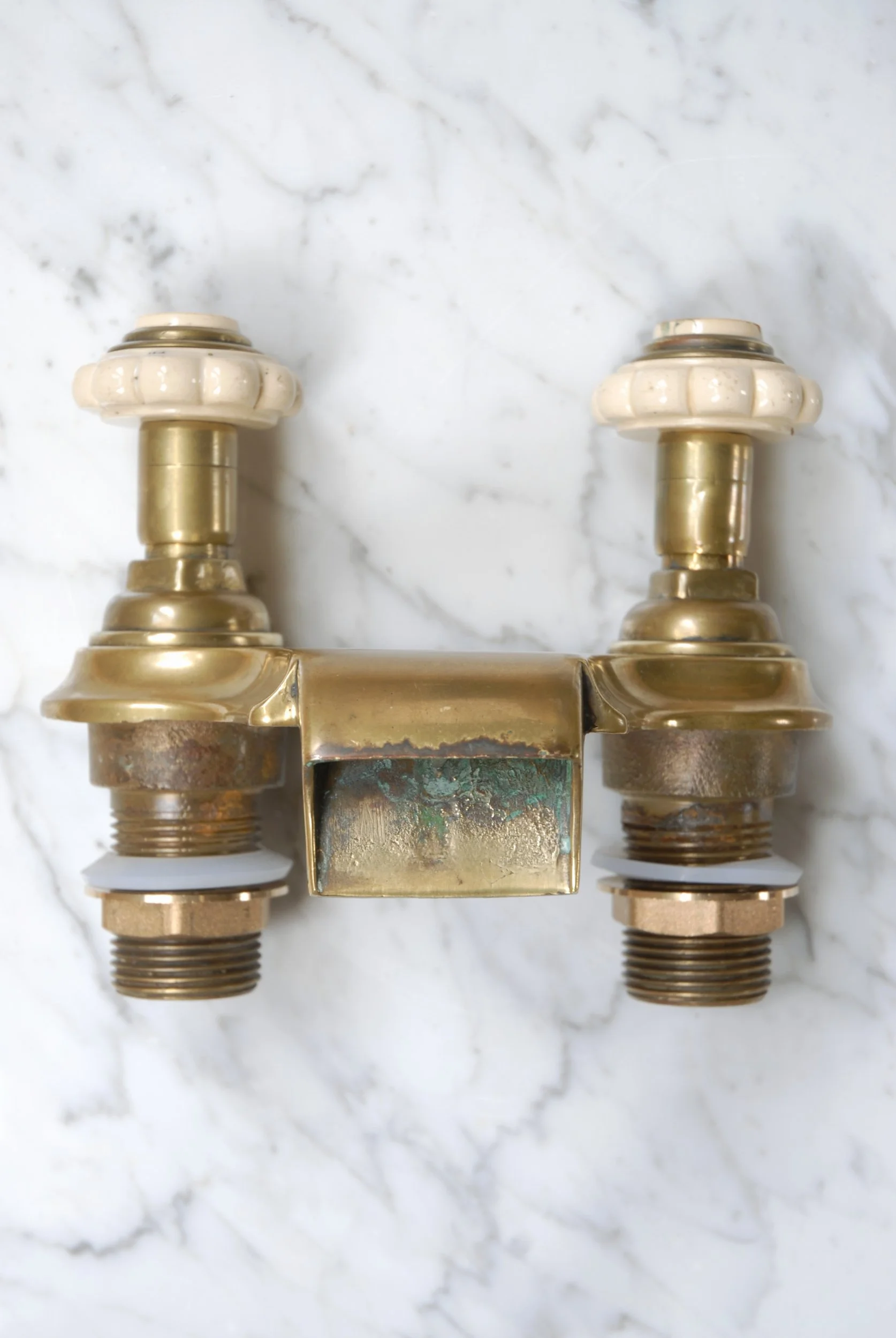 SIZED 1439 Brass Taps.JPG
