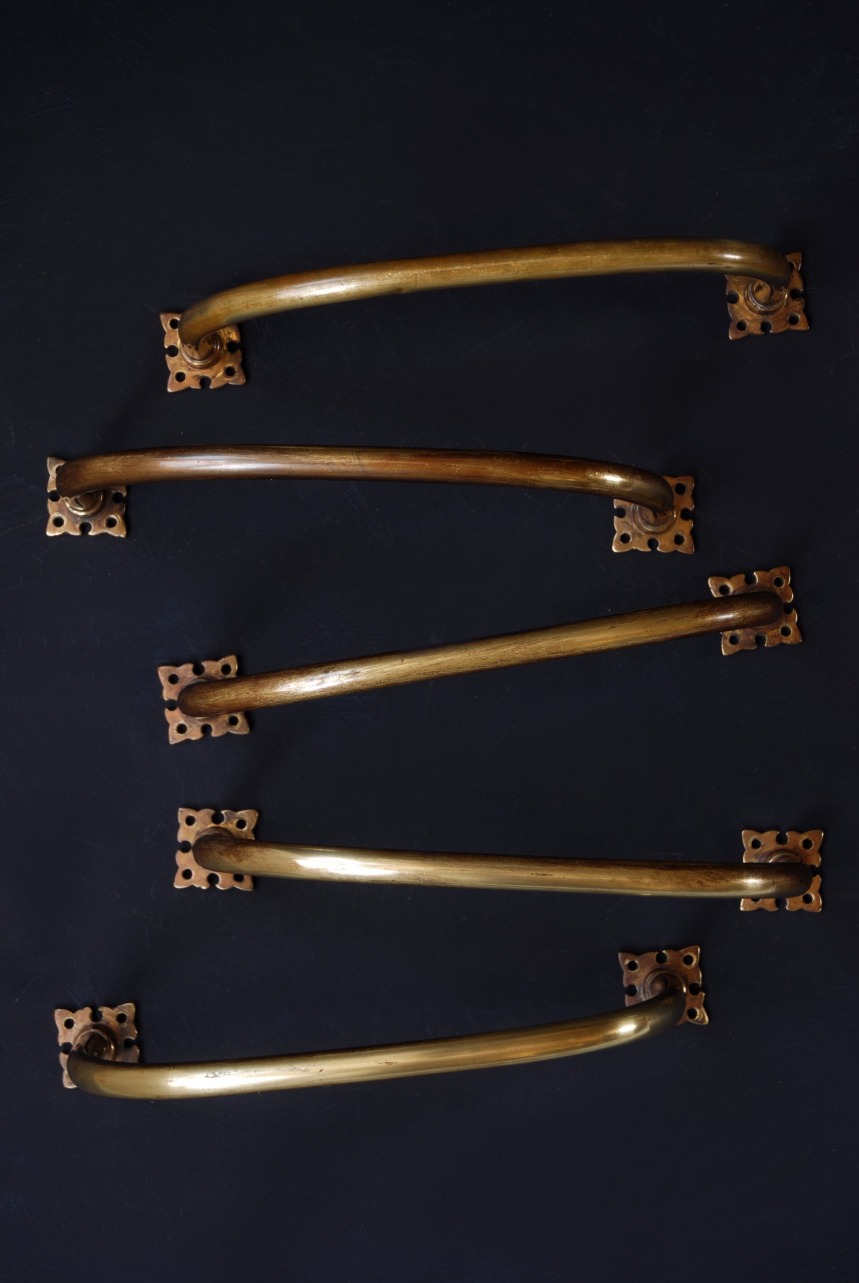 SIZED 1538 Brass Towel Bar Waterandwooduk.JPG