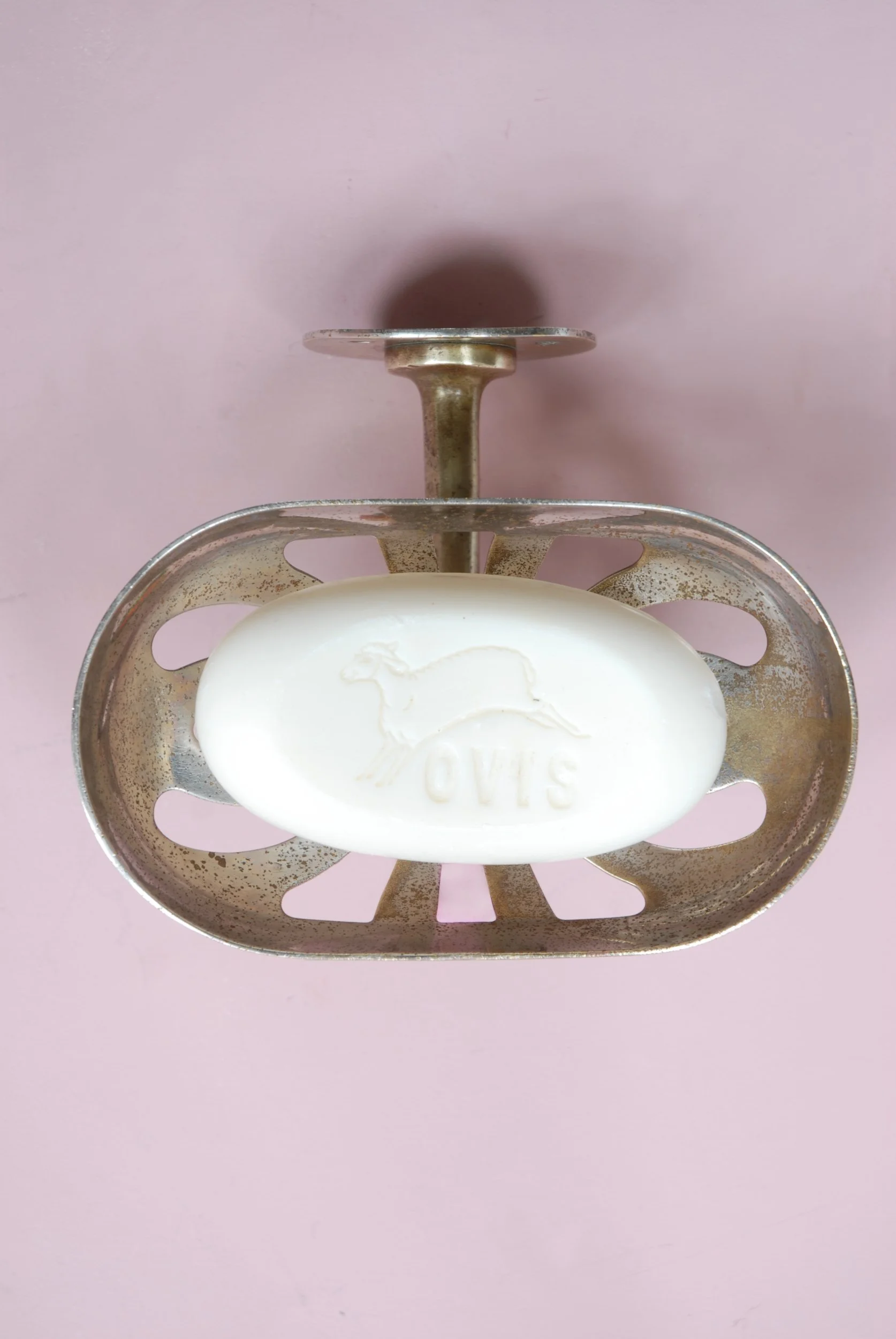 SIZED 1416 Vintage Nickel Soap Holder Waterandwooduk.JPG