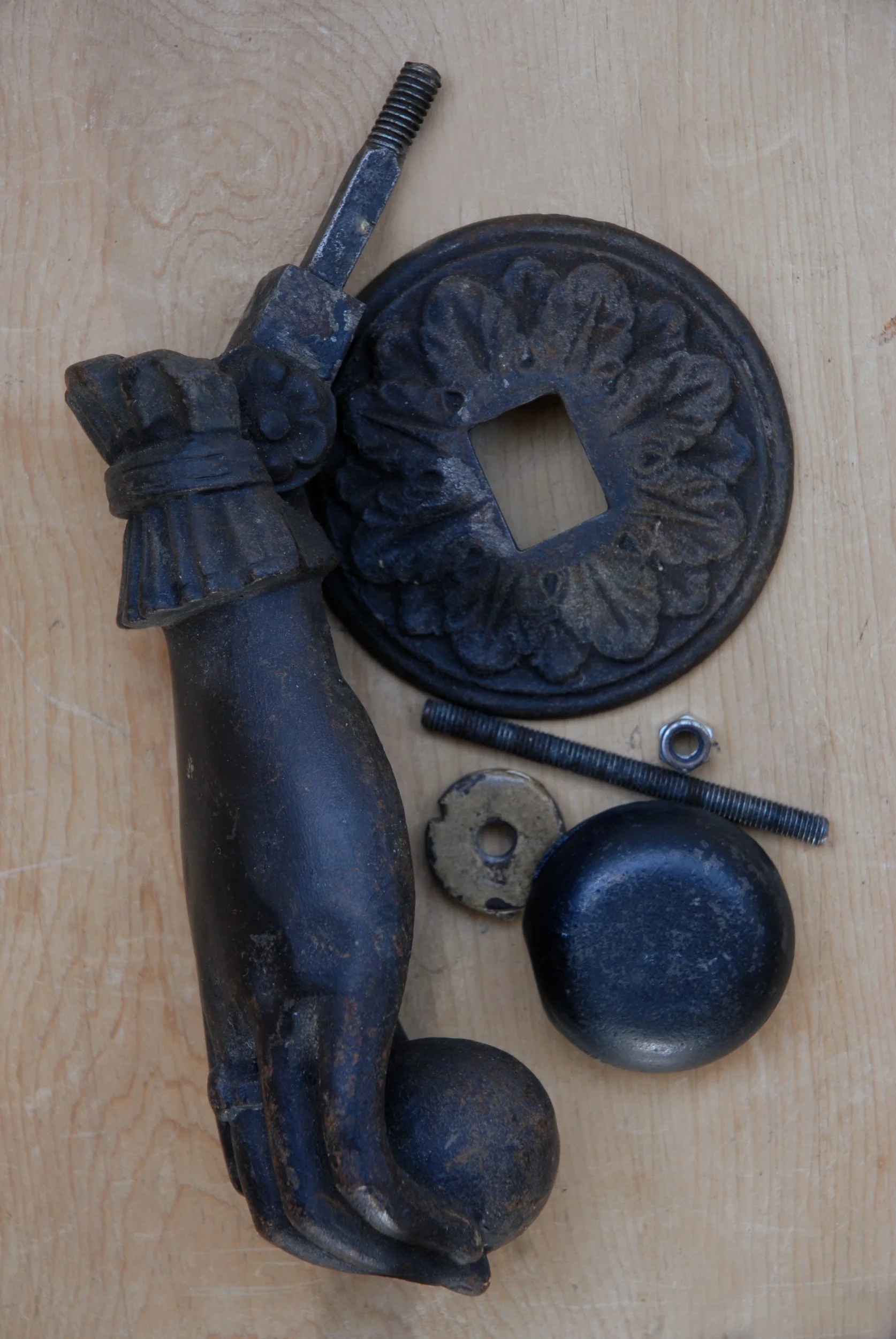 SIZEd 1342 Hand Door Knocker.JPG