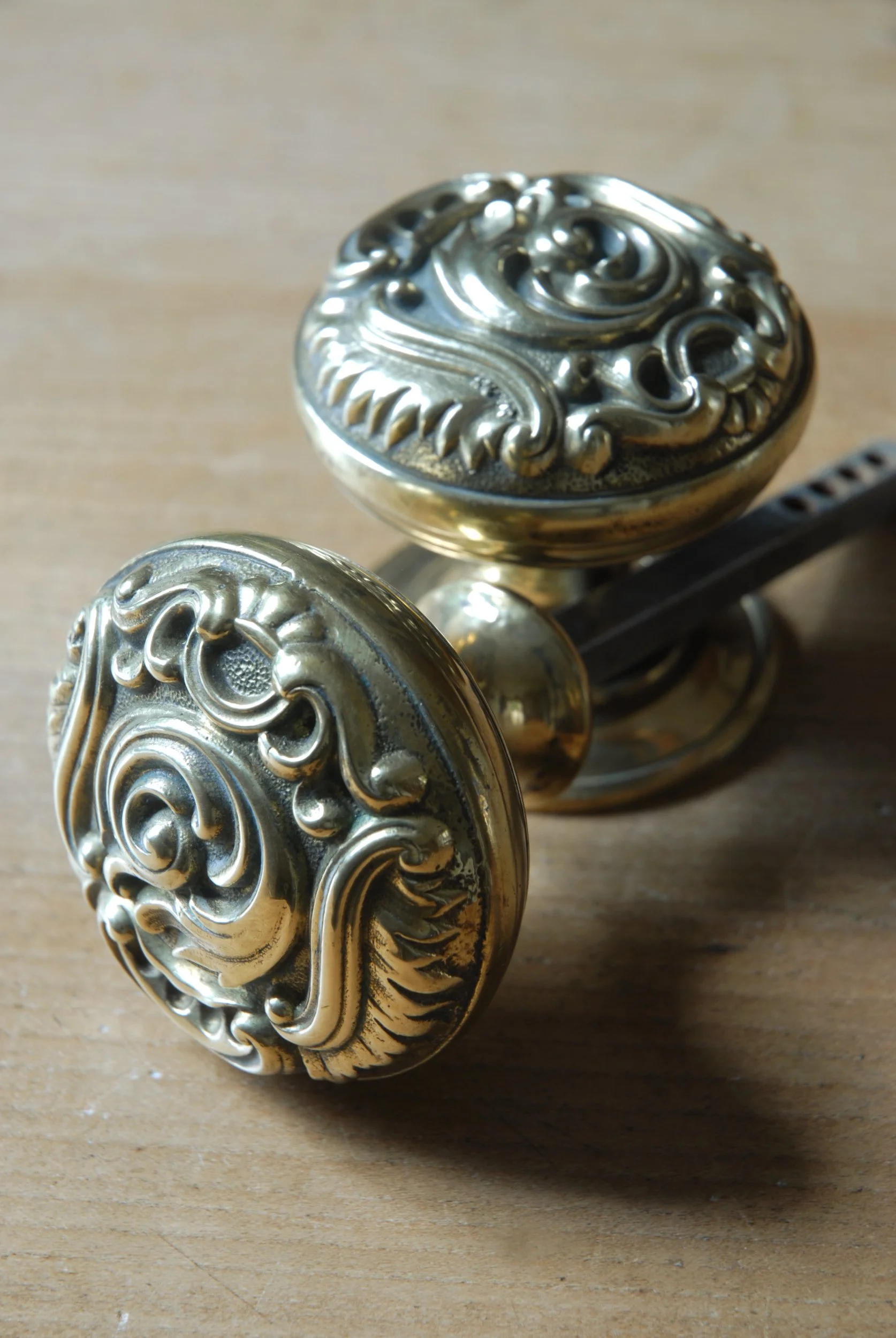 SIZED 1569 Brass Door Handles Victorian.JPG