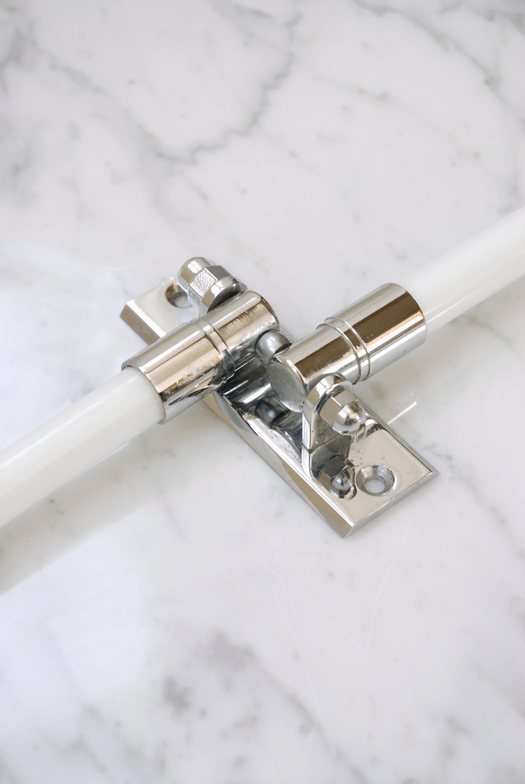 SIZED 1486 Opaline Glass Towel Rail Vintage.JPG