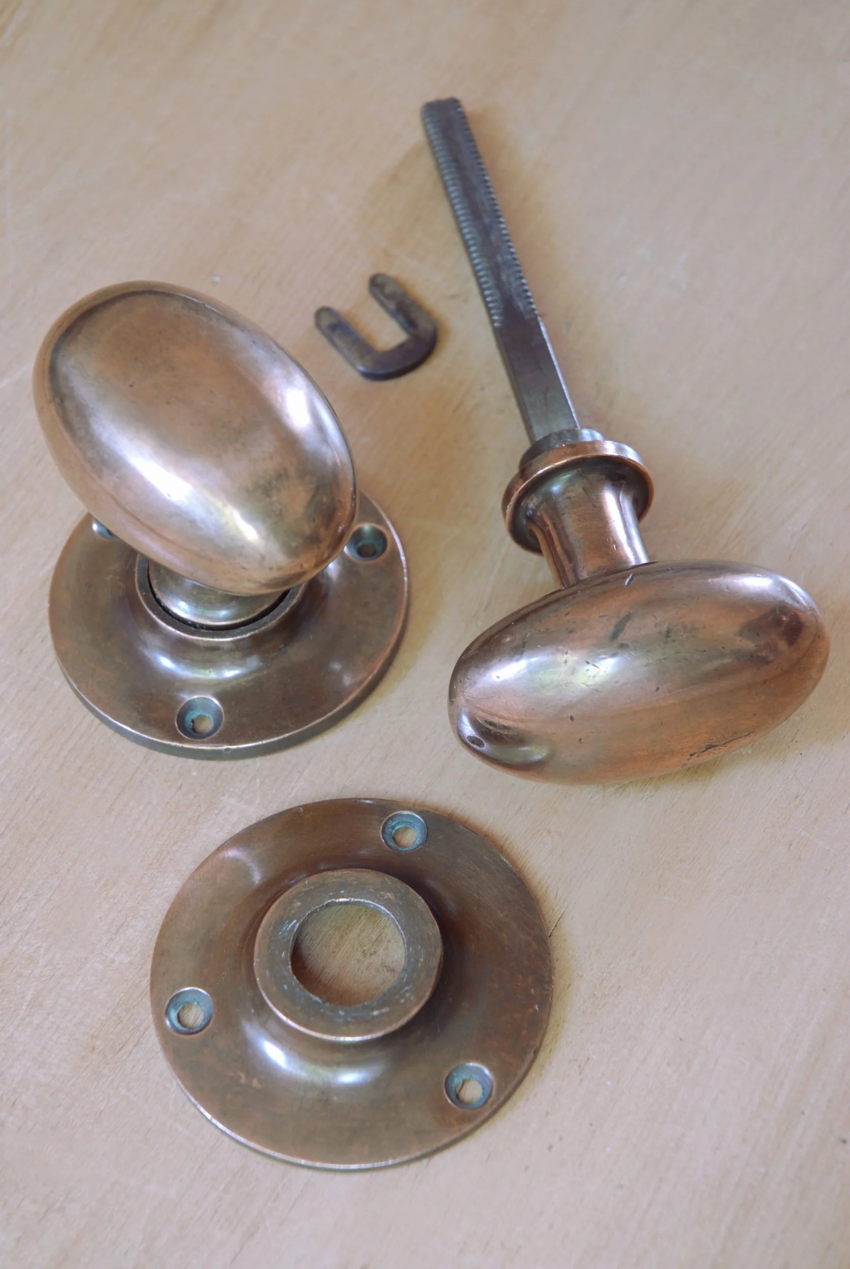SIZED 1424 Edwardian Handles.JPG