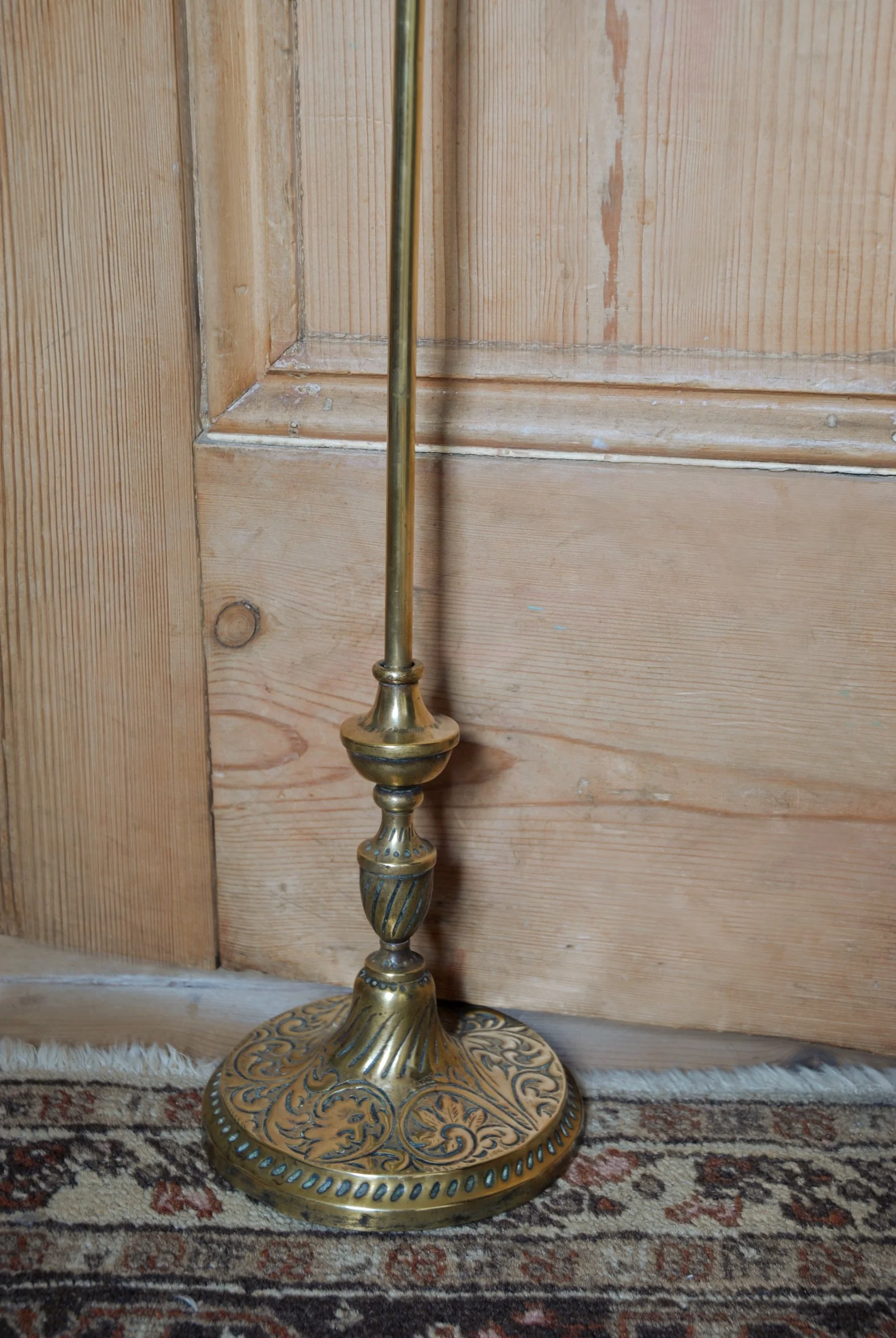 SIZED 1542 Brass 19th Century Door Porter.JPG