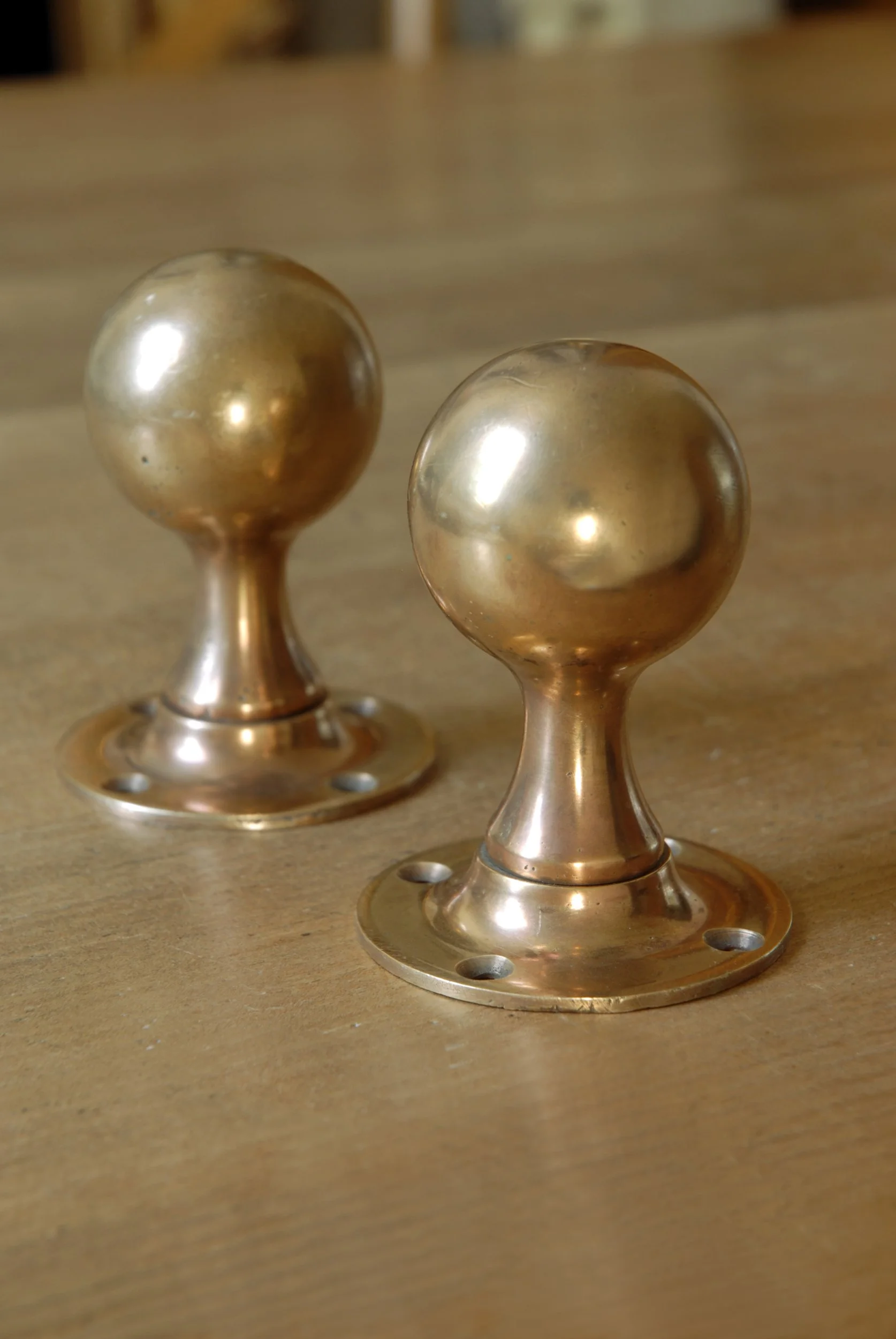 SIZED 1601 Brass Door Knobs Waterandwooduk.JPG