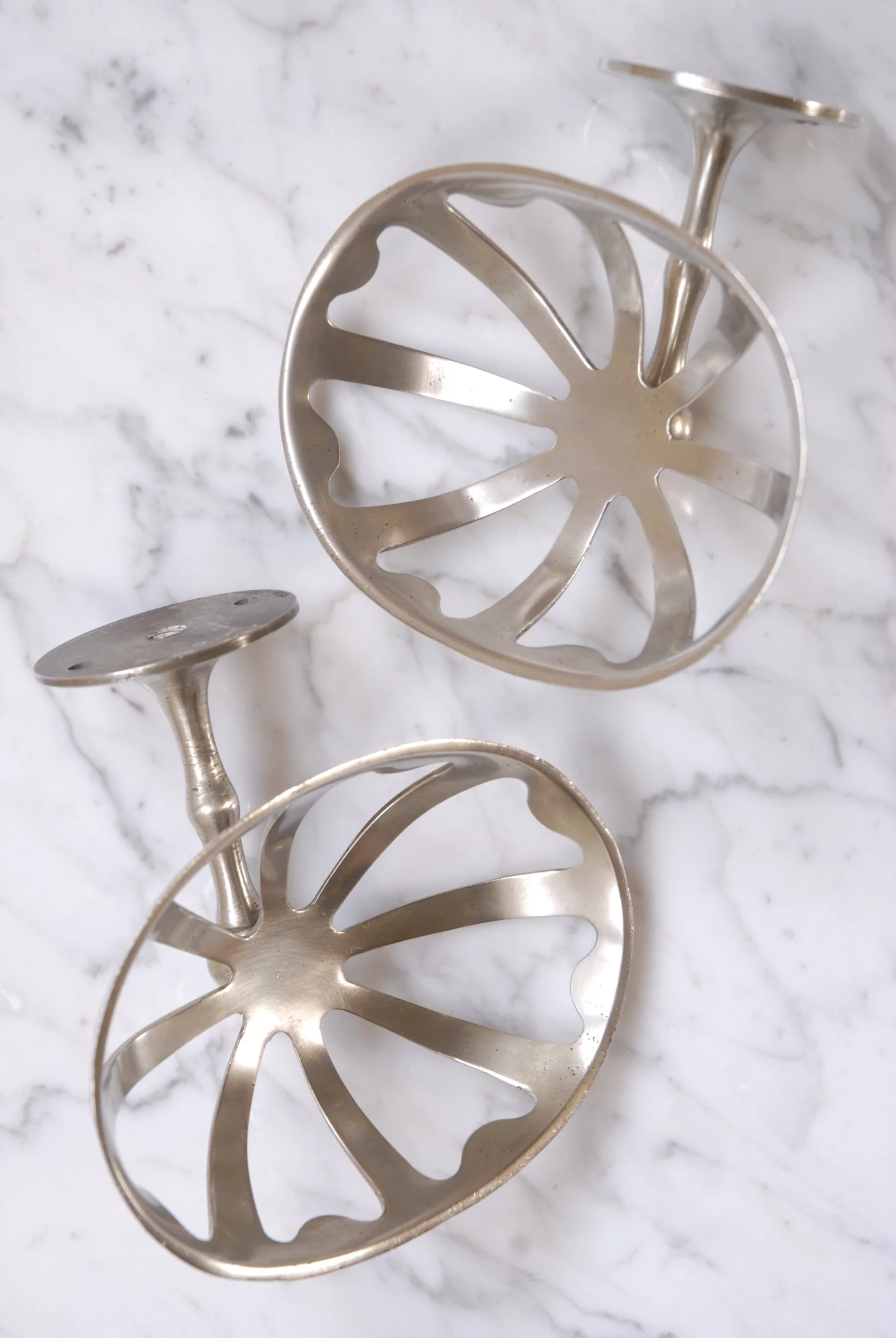 SIZED 1380 Nickel Sponge Holder Waterandwooduk.JPG