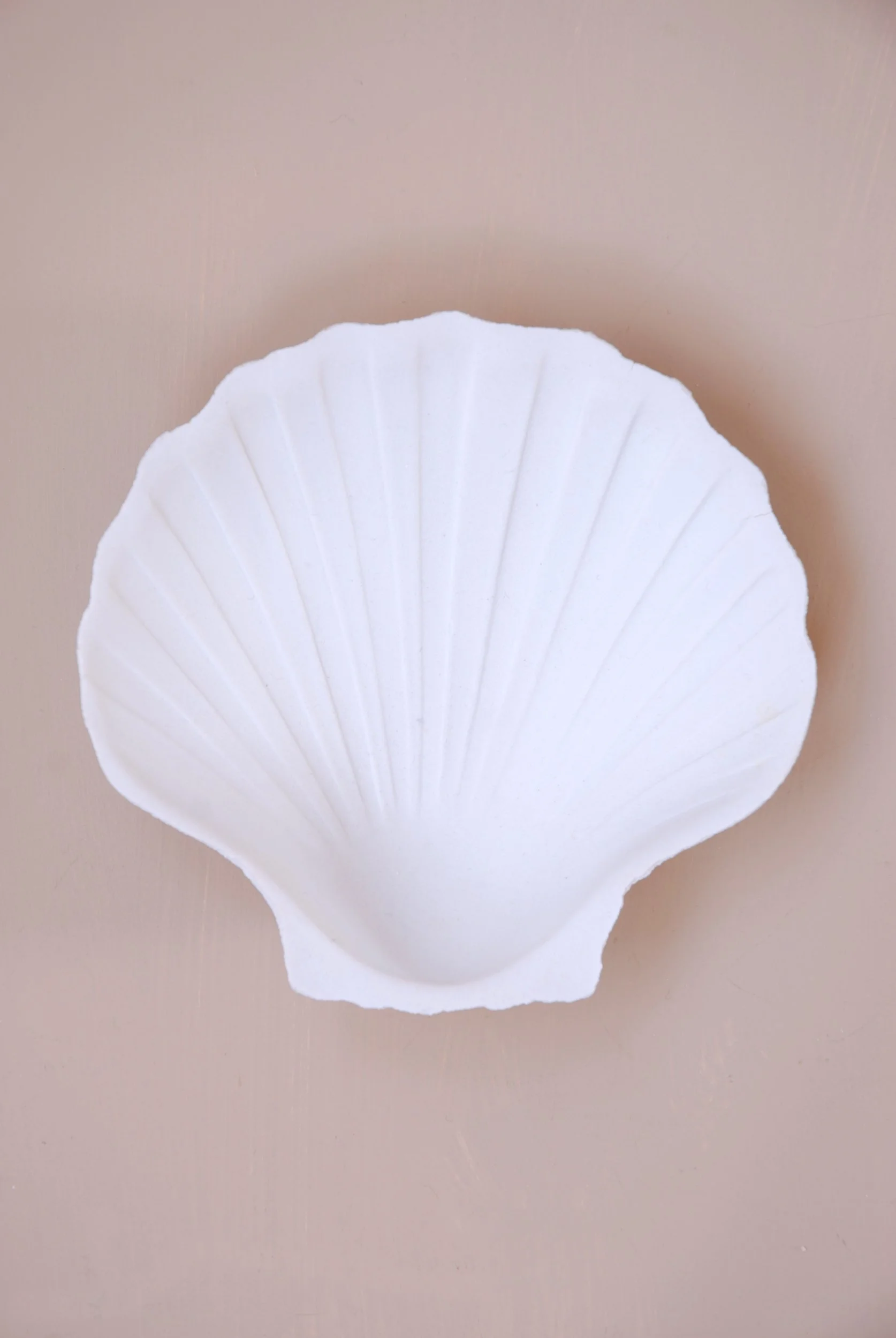 SIZED 1373 Vintage Soap Dish Waterandwooduk.JPG
