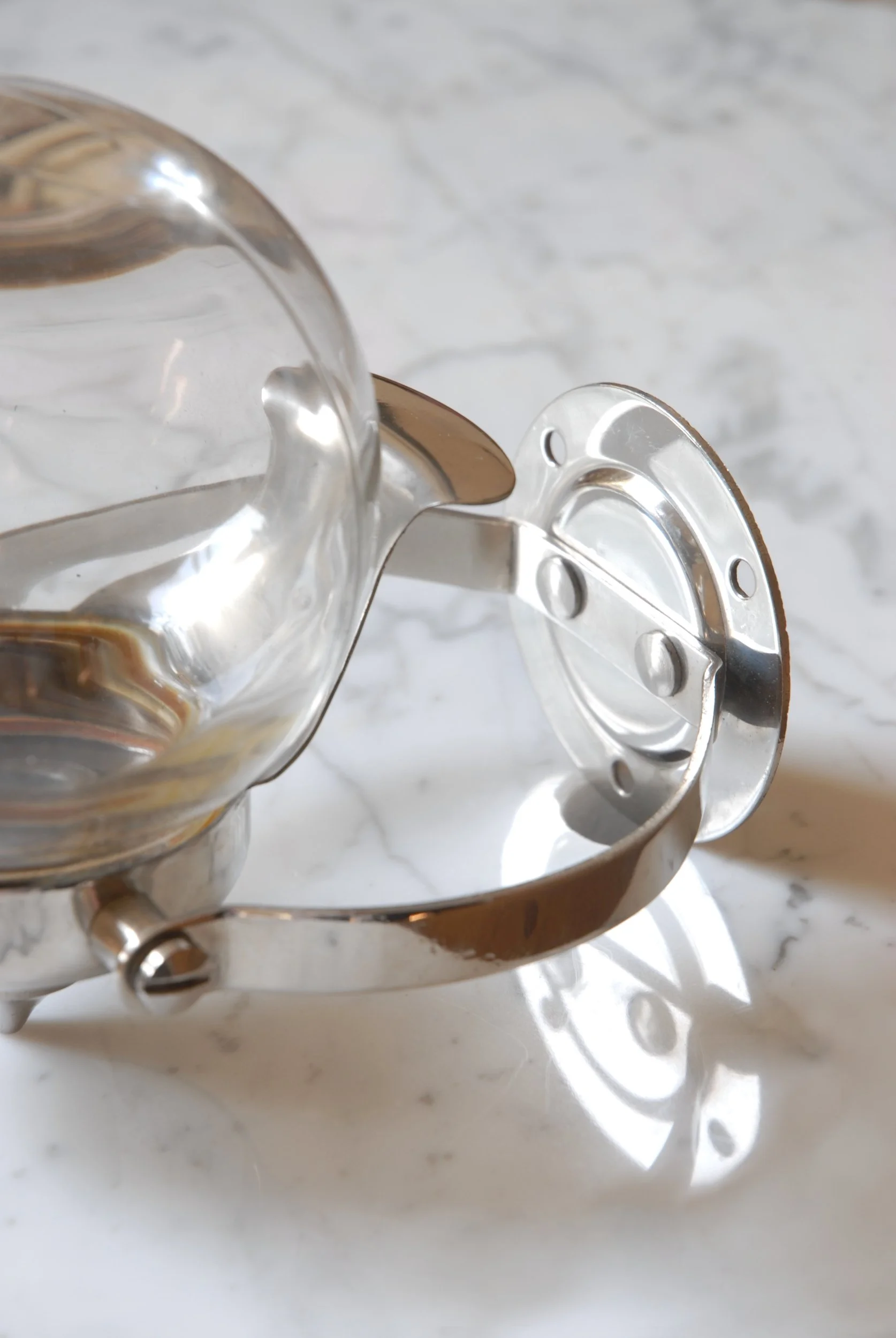 SIZED 1604 Glass Soap Dispenser.JPG