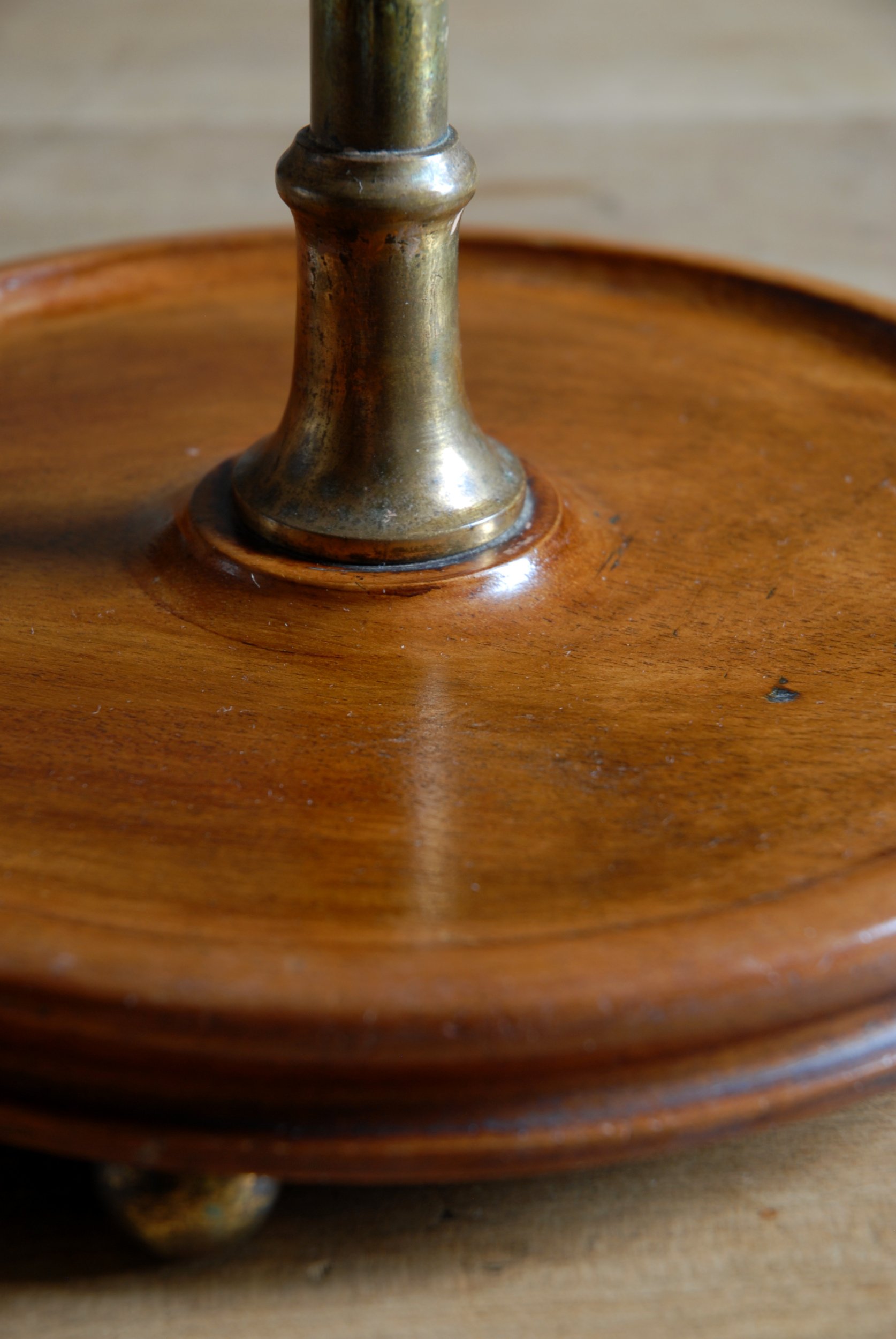 SIZED 1501 Antique Shaving Mirror Gentlemens.JPG