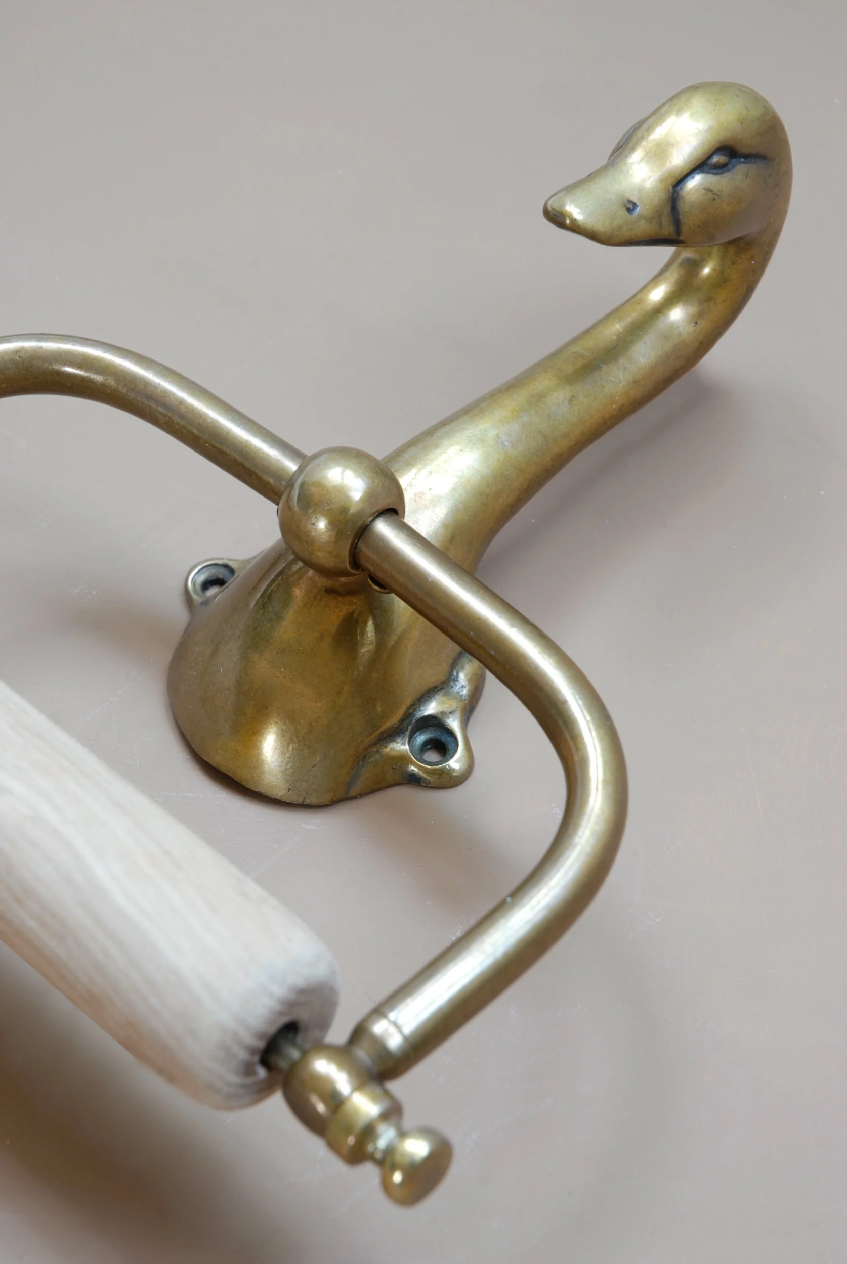 SIZED 1218 Toilet Roll Holder .JPG