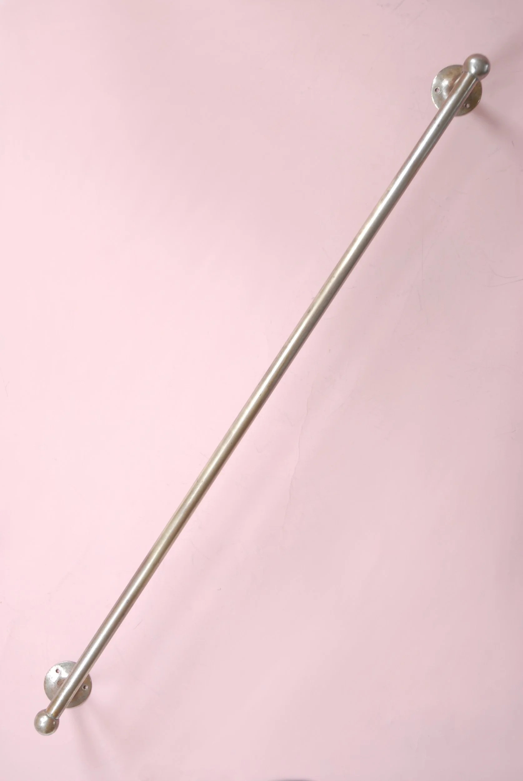 SIZED 1471 Nickel Brass Towel Bar Waterandwooduk.JPG