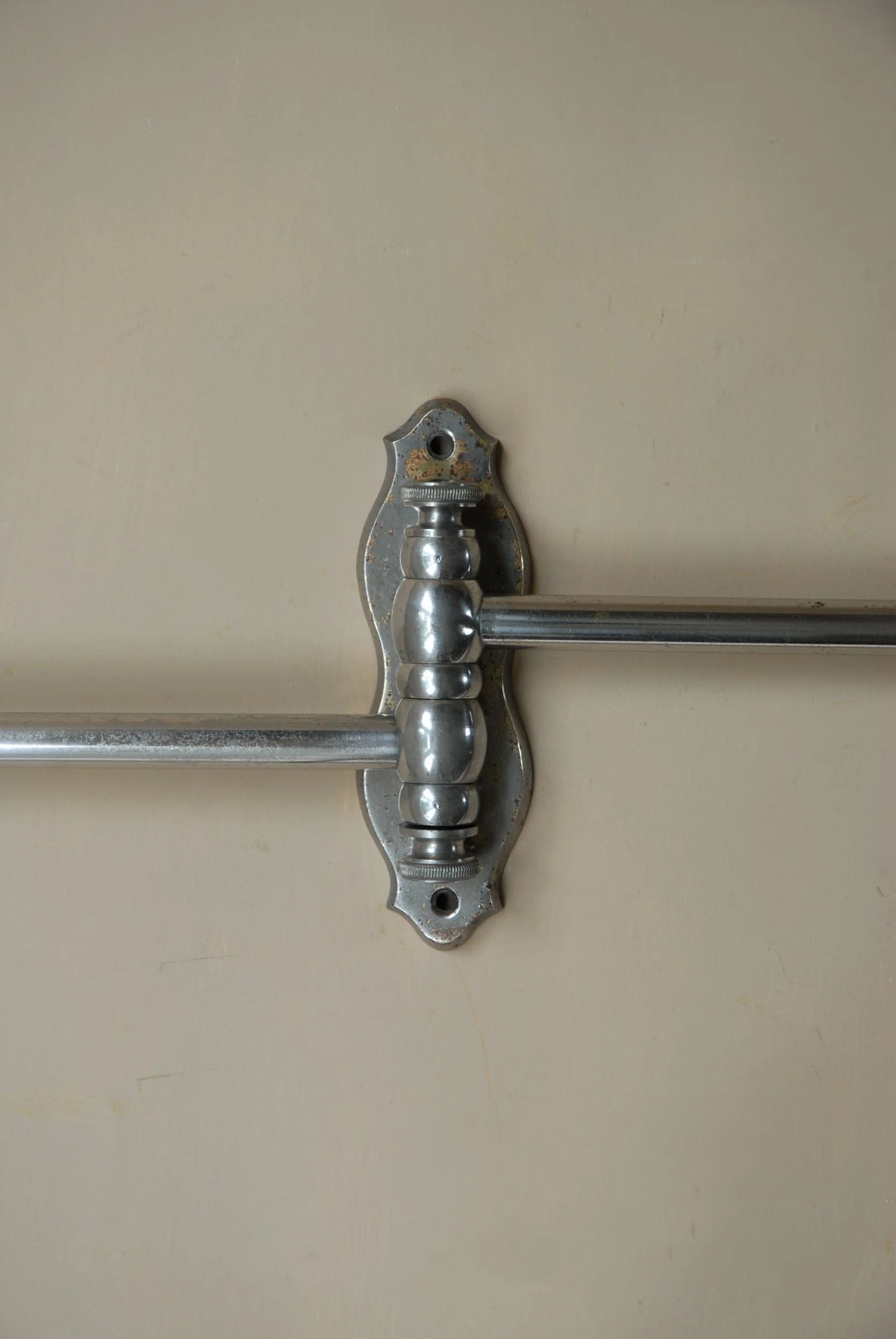 SIZED 1463 Antique Towel Bar.JPG