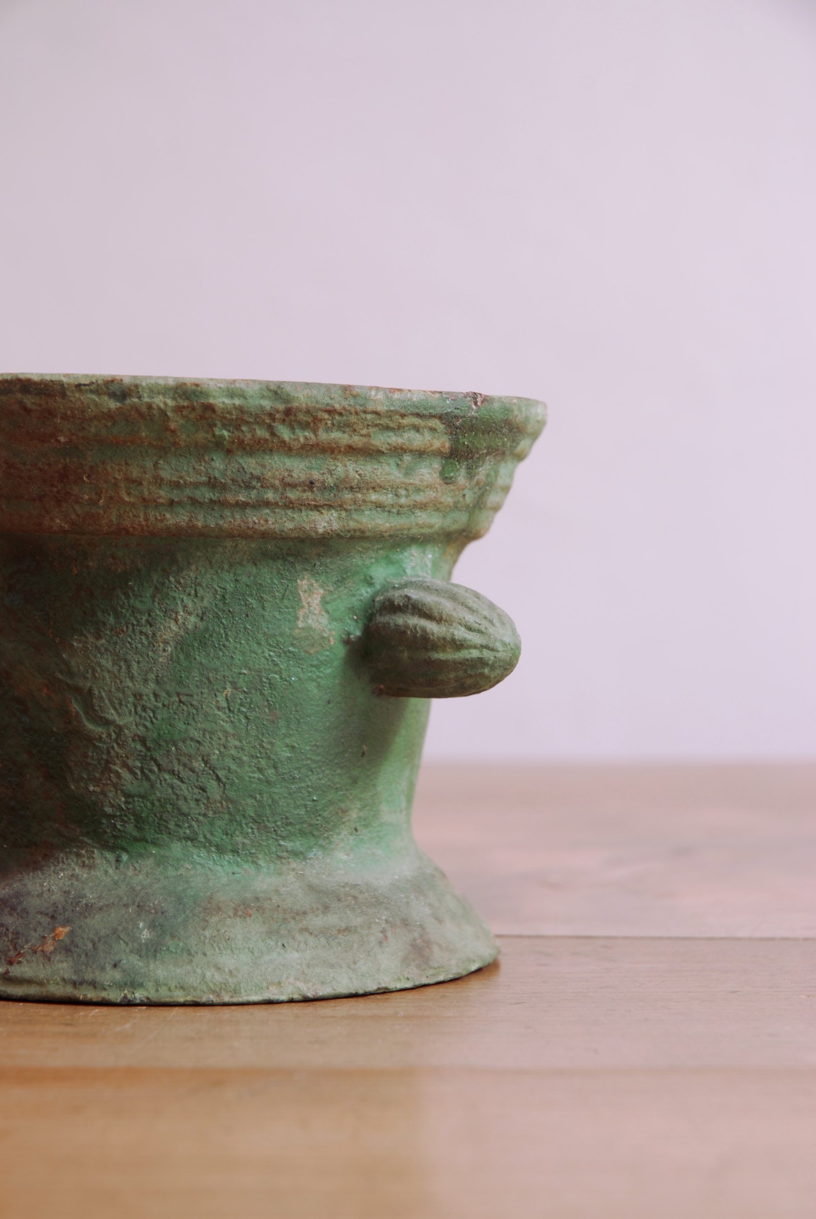 SIZED 1583 French Pot.JPG