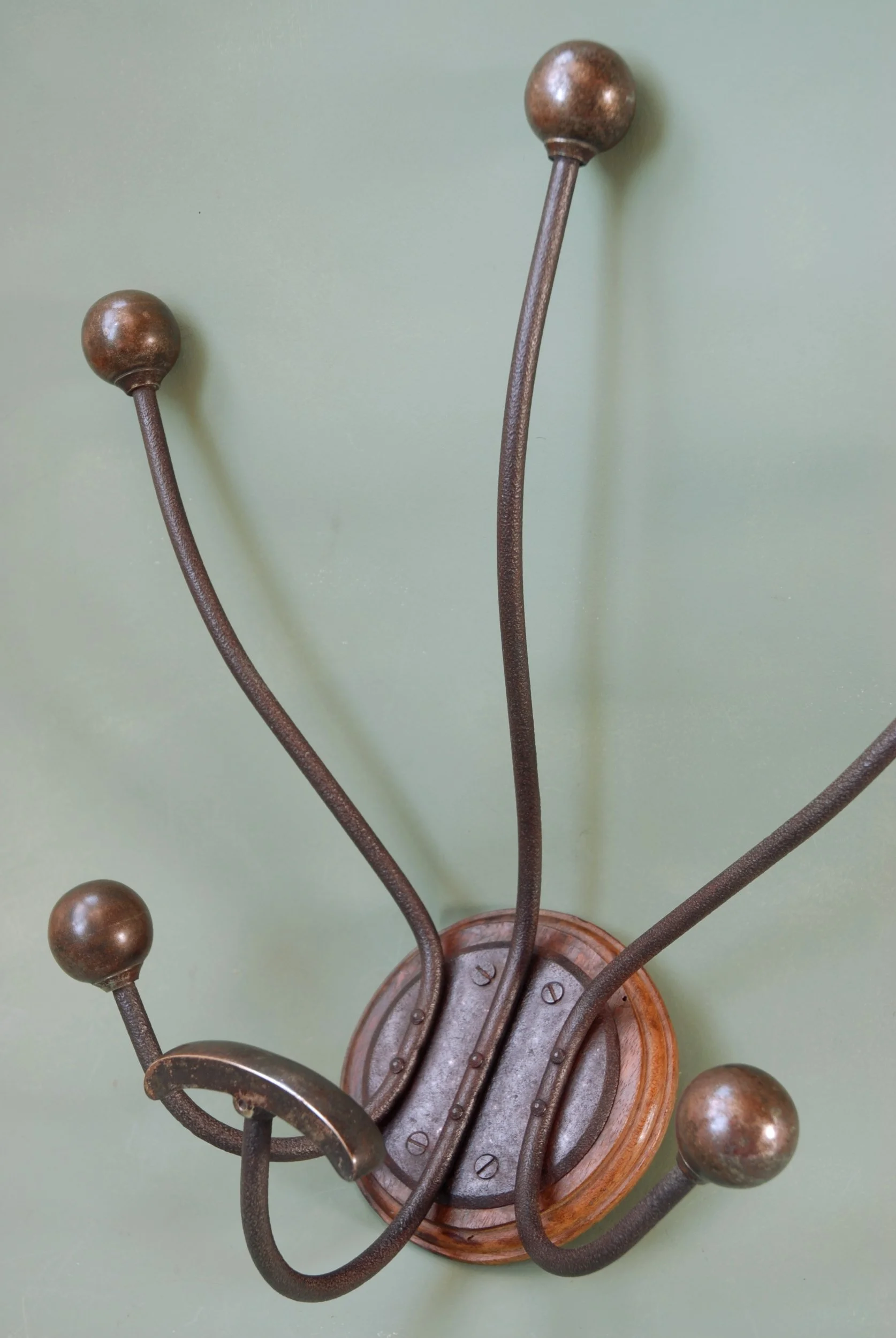 SIZED 1497 Six Arm Antique Hooks.JPG