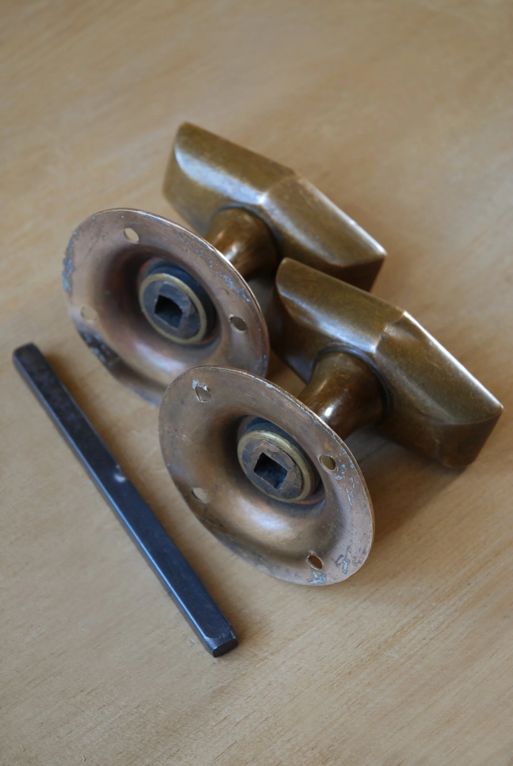 SIZED 1494 Bronze Door Handles.JPG