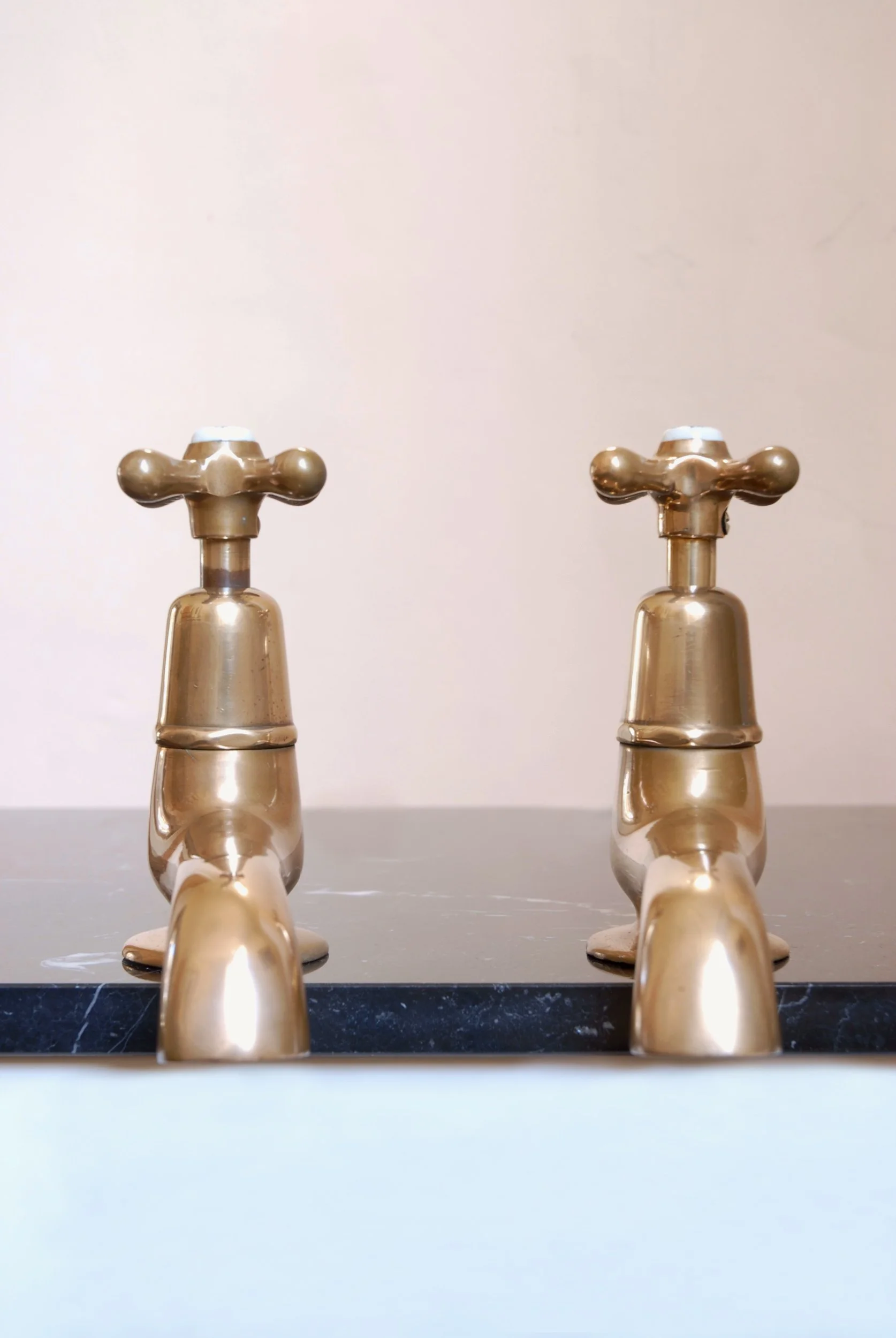 SIZED 1353 Brass Bath Taps Waterandwooduk.JPG