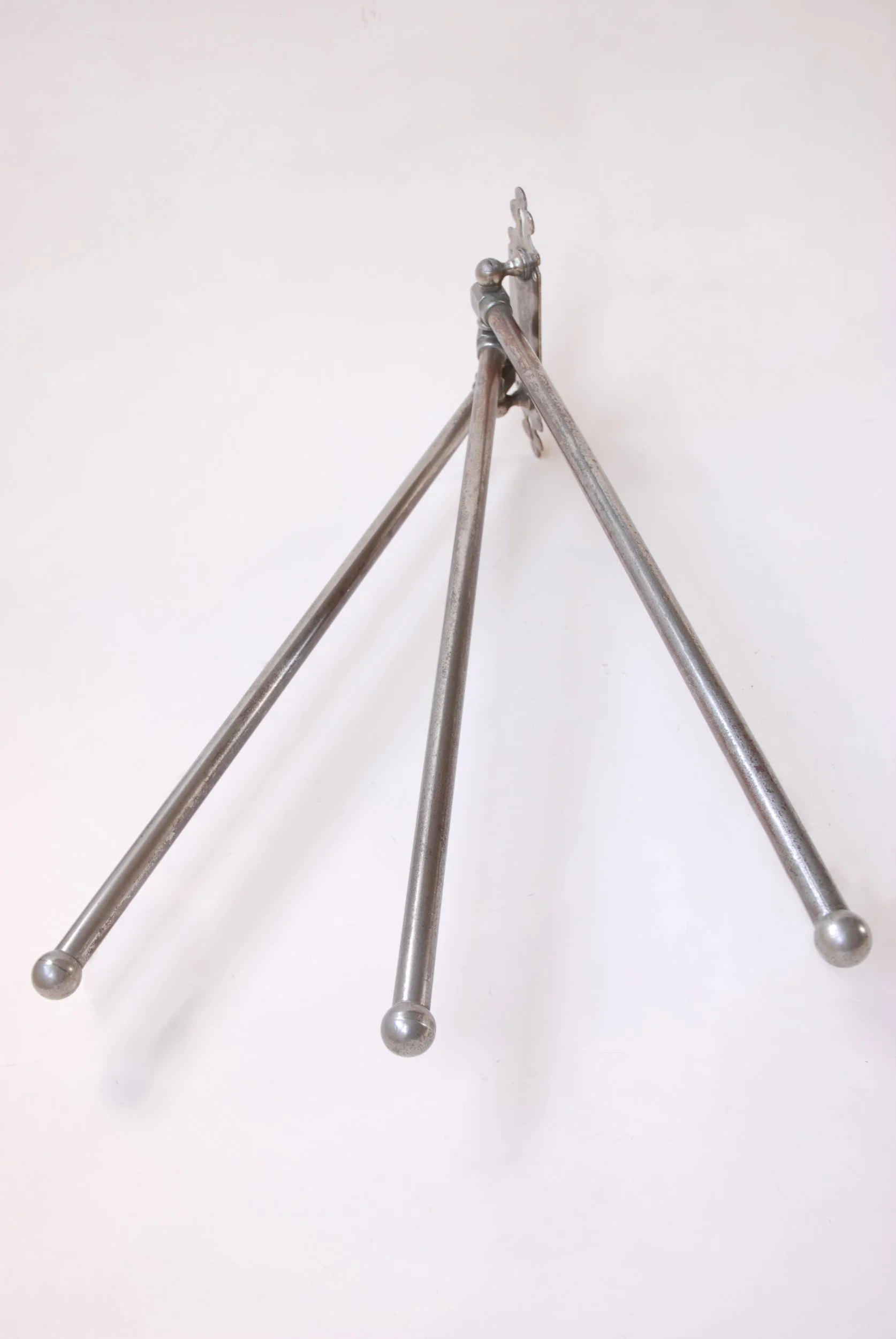 SIZED 1371 Nickel Towel Rail.JPG