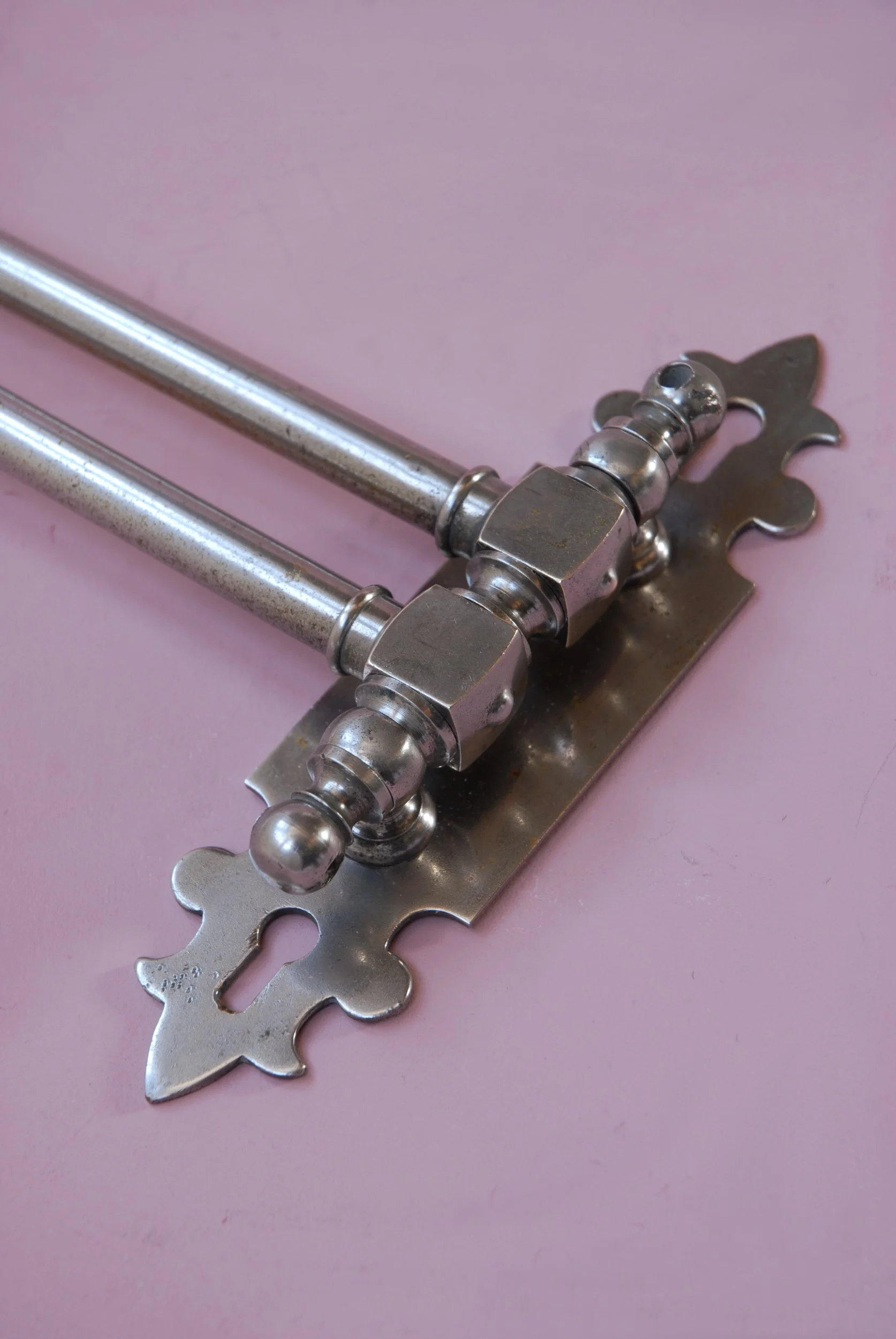 SIZED 1491 Antique Towel Rail Bar.JPG