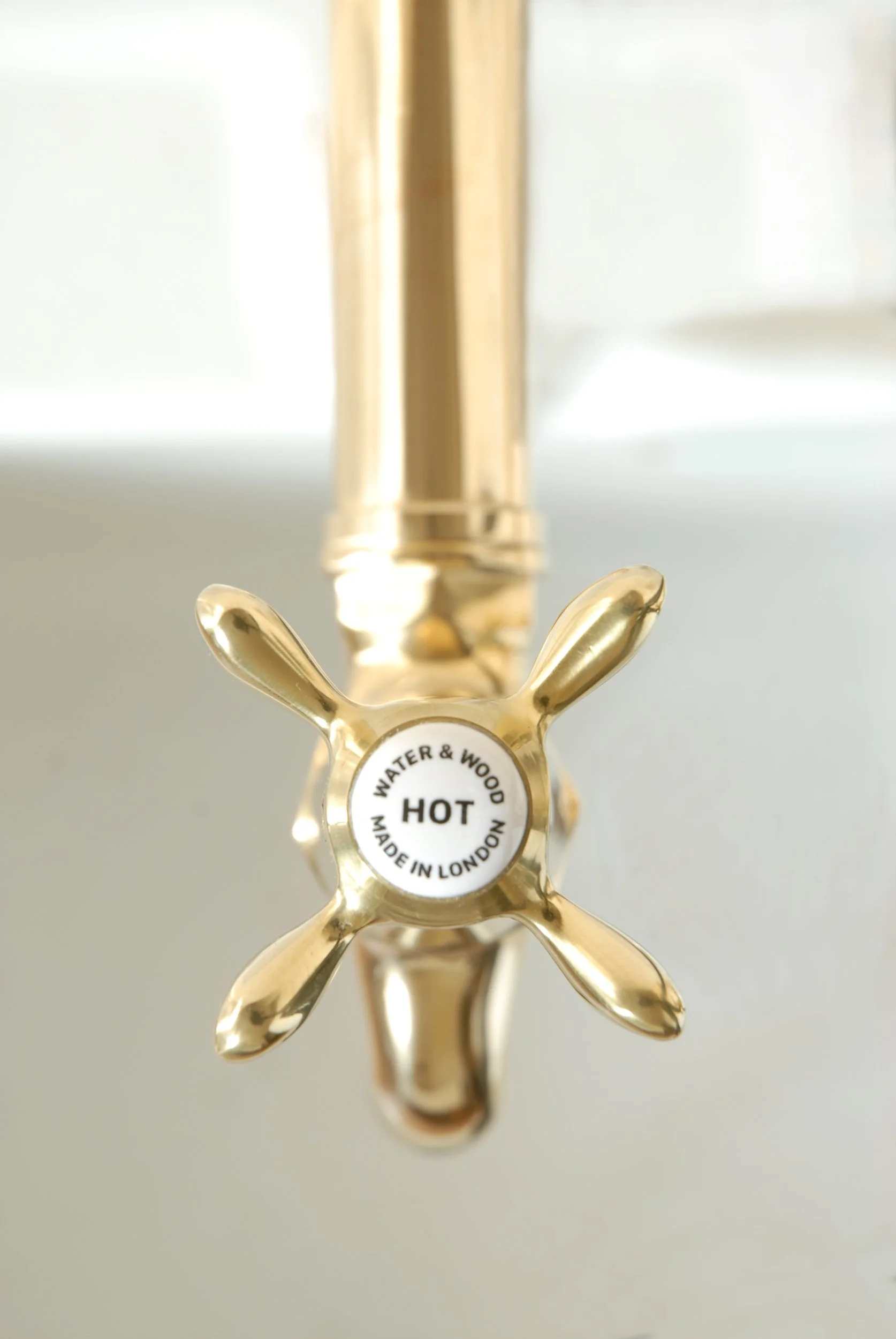 SIZED 1293A Brass Bib Taps Belfast Sink.JPG