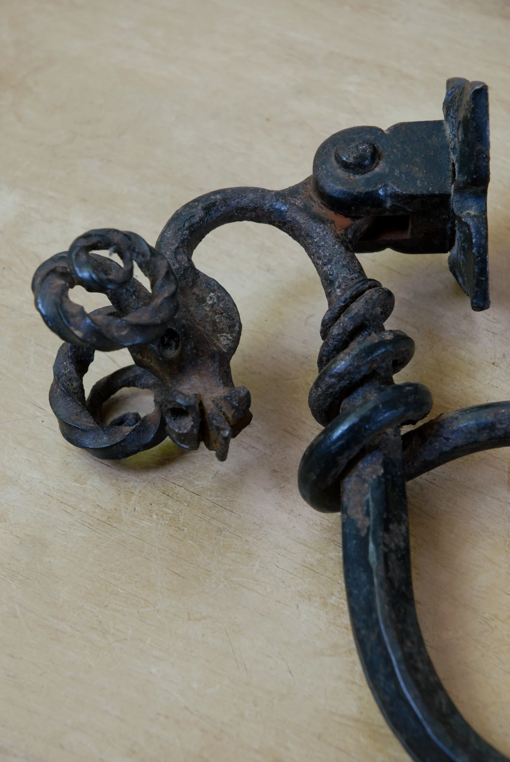 SIZED 1554 Antique Pull Handle.JPG