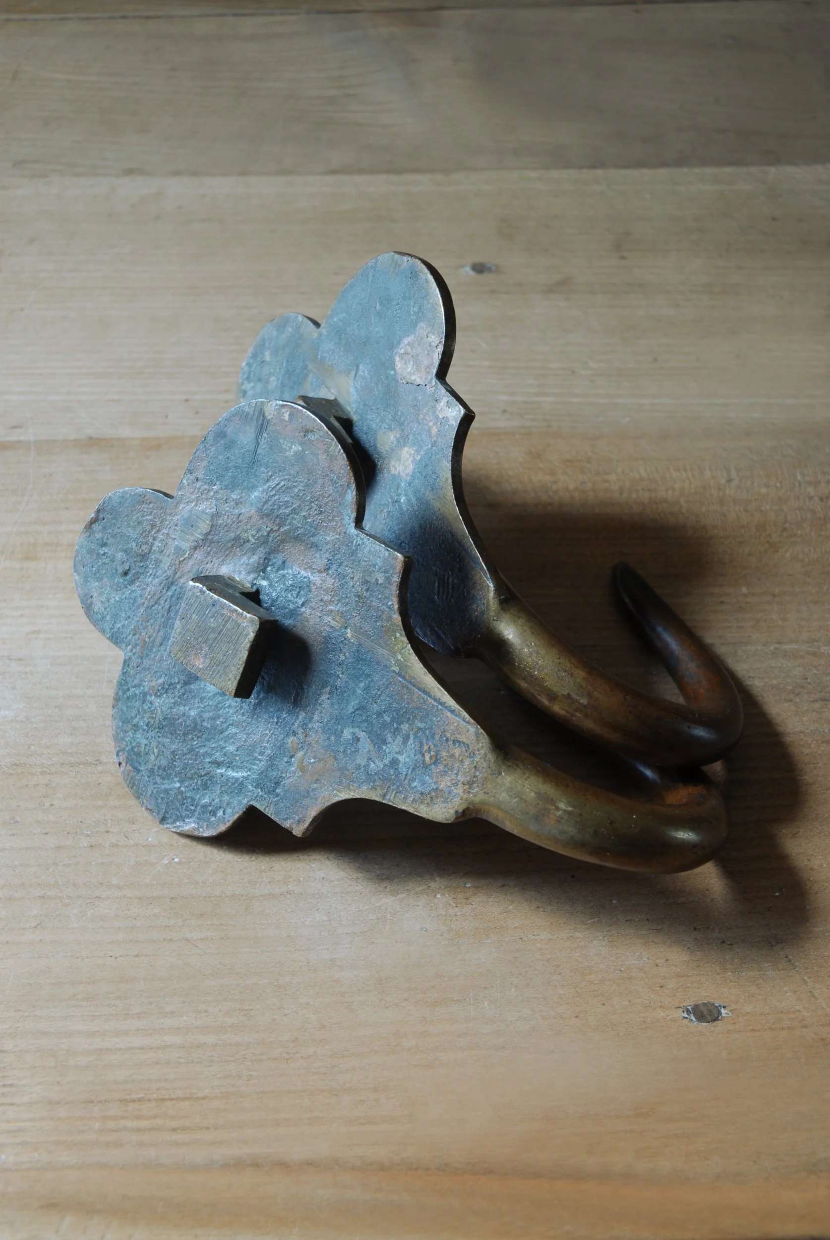 SIZED 1584 Brass Coat Hooks.JPG