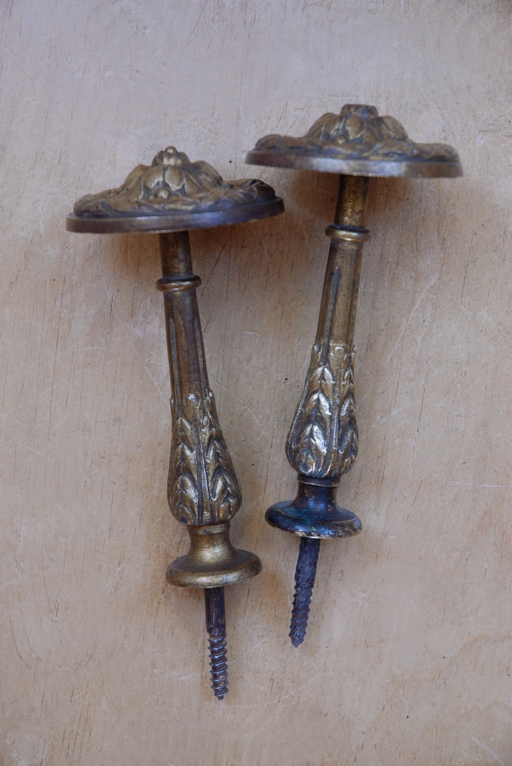 SIZED 1457 Brass Tie Backs.JPG