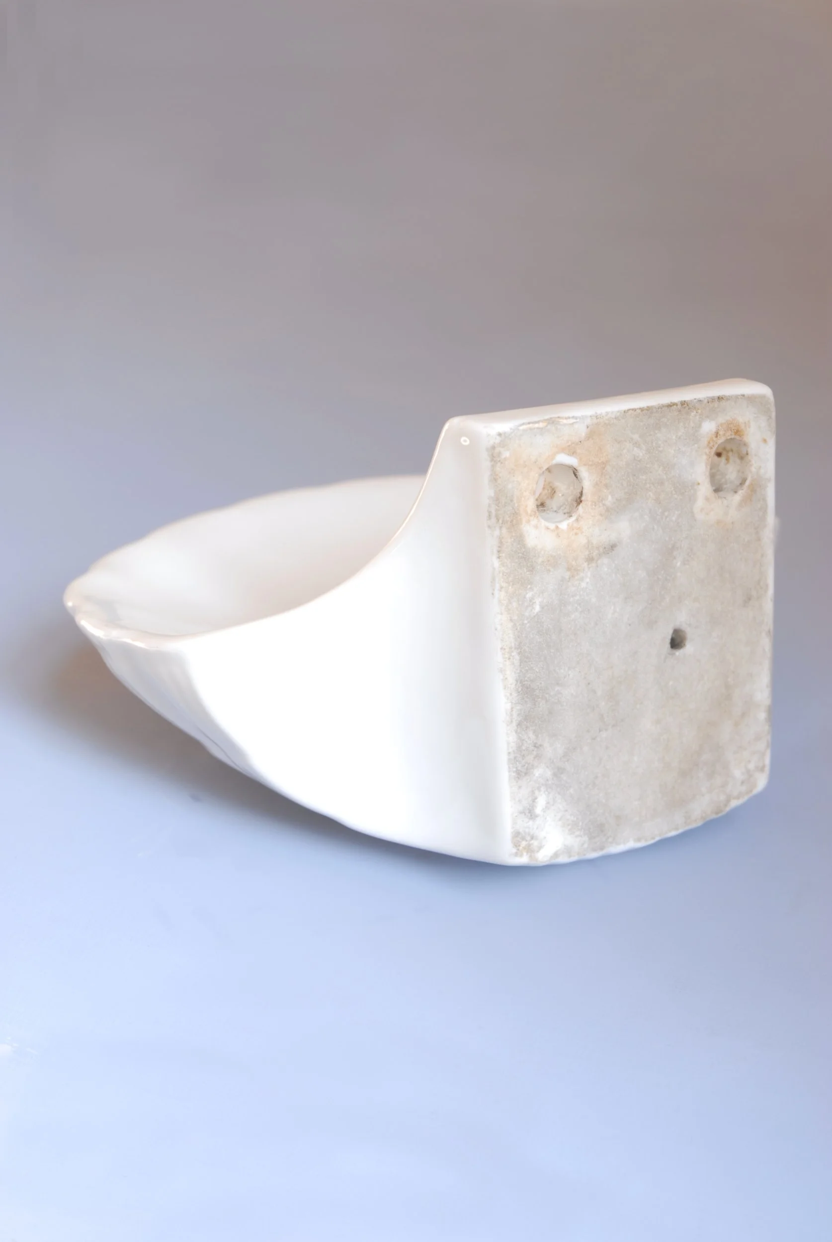 SIZED 1524 White Ceramic Soap Dish Wall Mounted.JPG