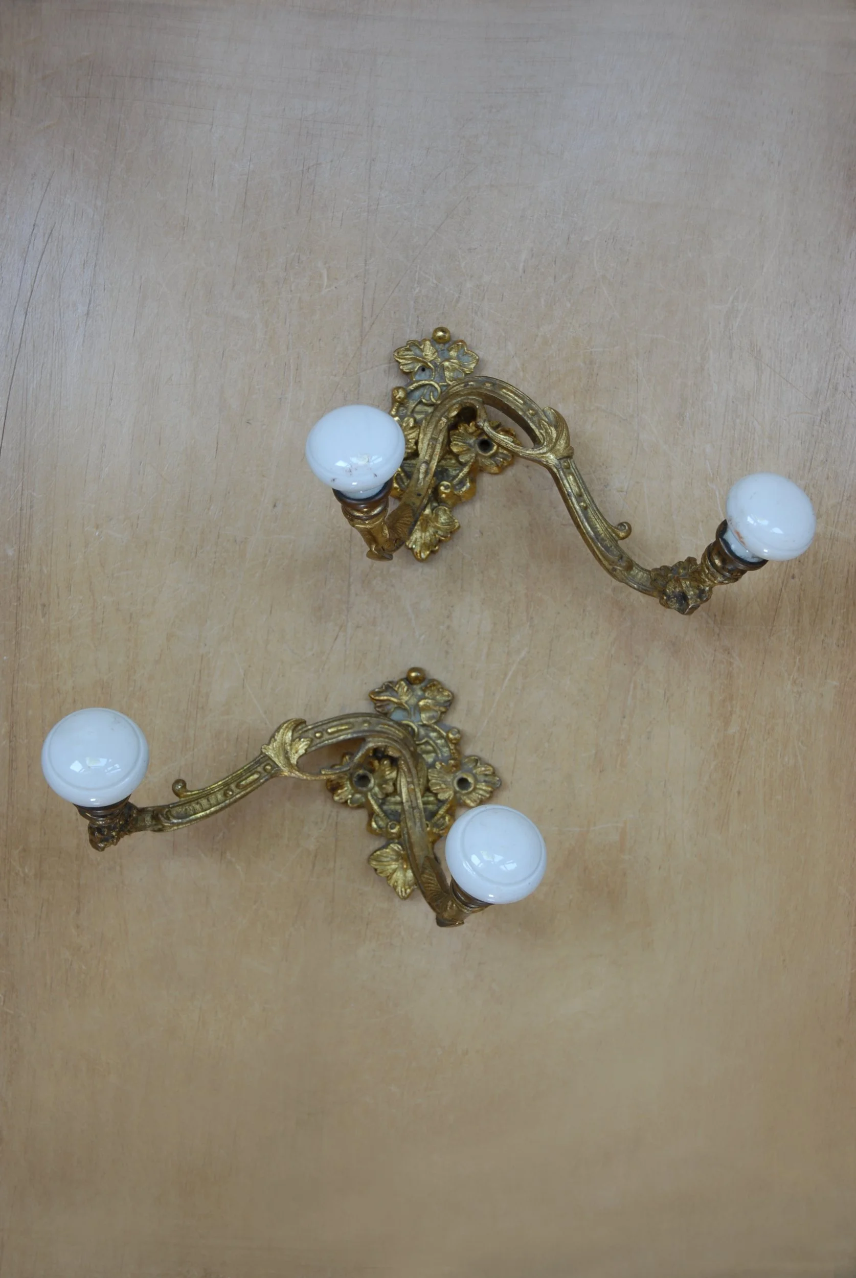 SIZED 1395 French Gilt Antique Hooks.JPG