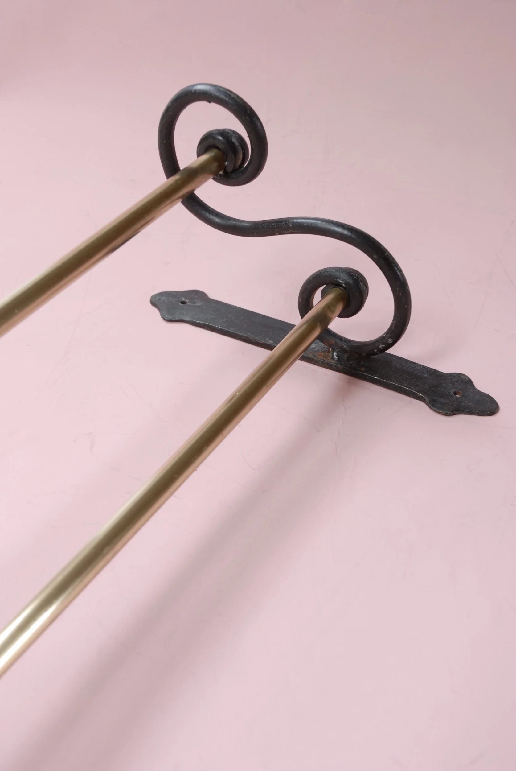 SIZED 1415 Towel Rail.JPG