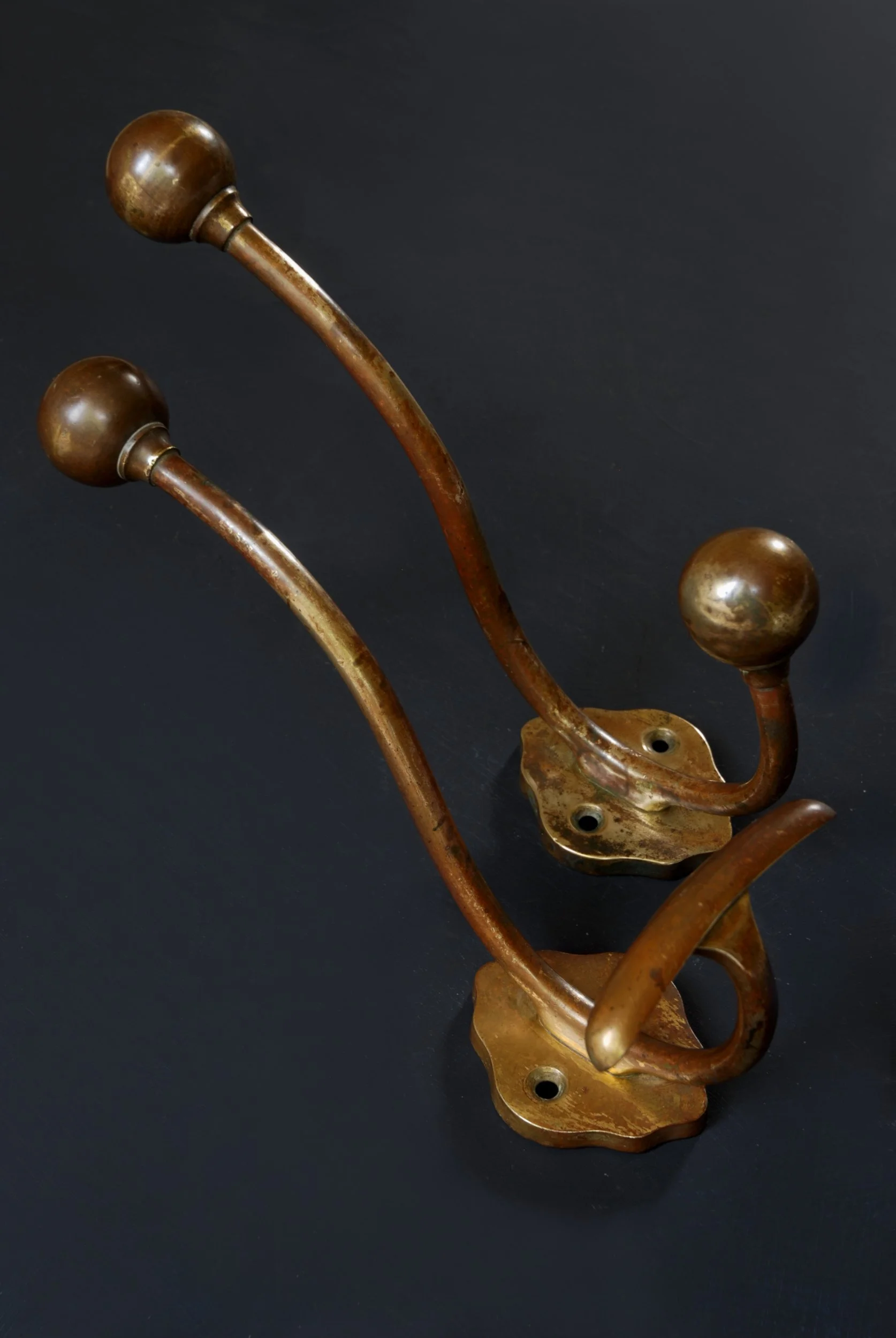 SIZED 1564 Brass Coat Hooks.JPG