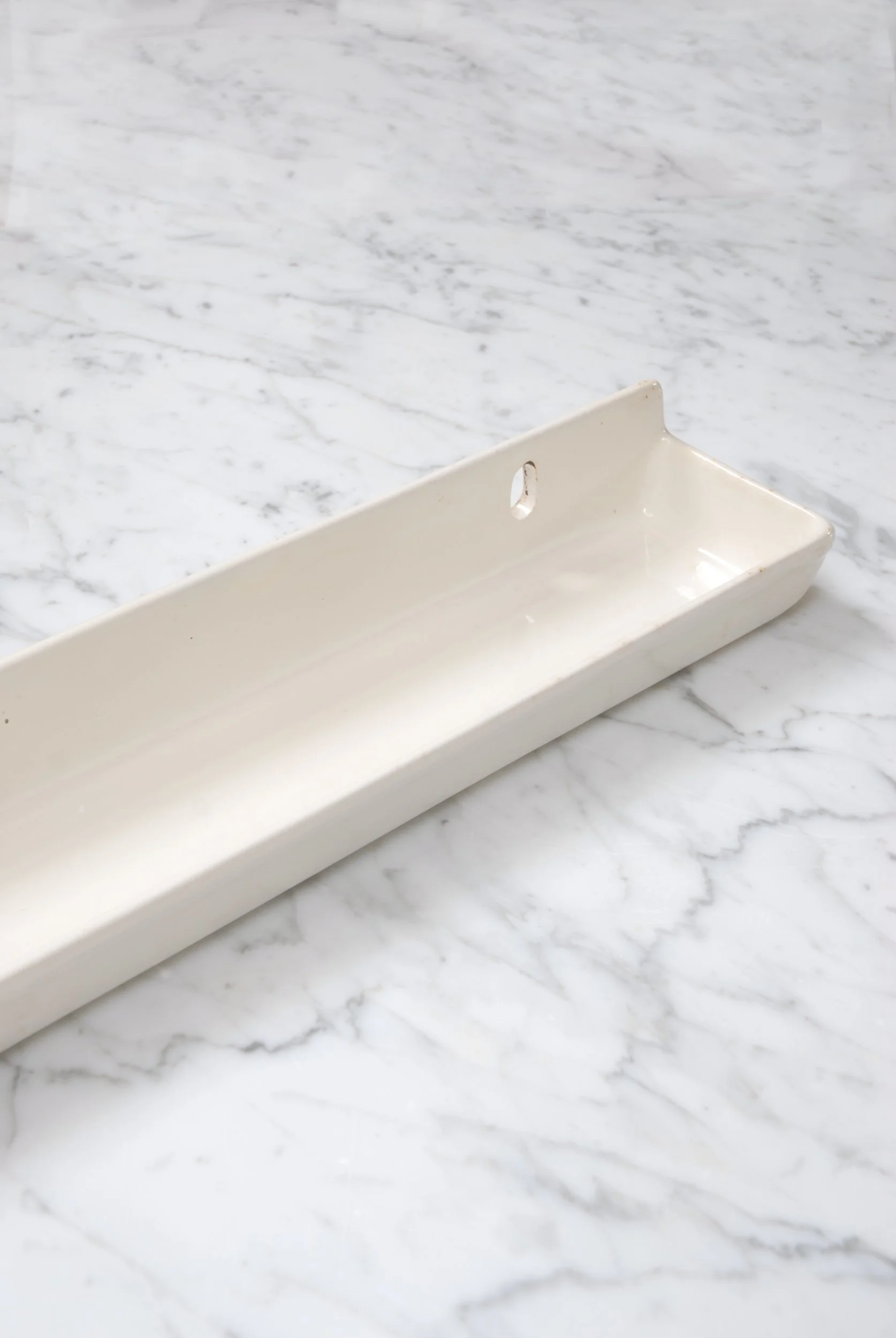 SIZED 1577 French Soap Holder.JPG